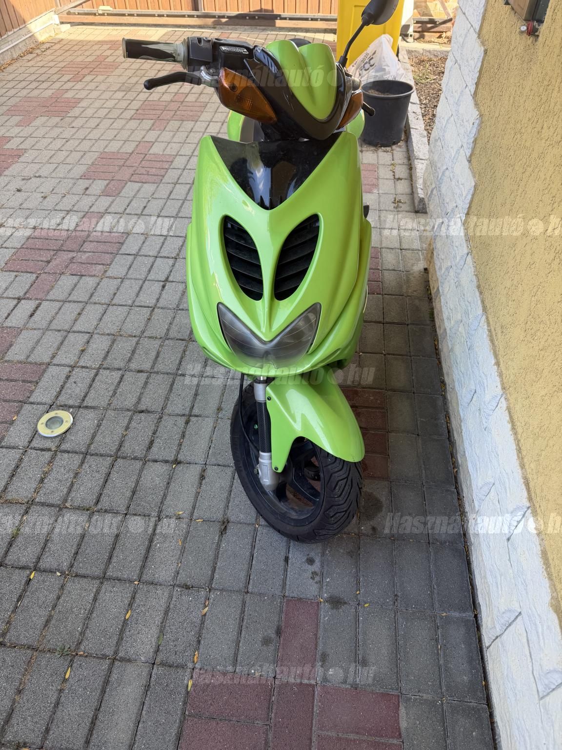 YAMAHA AEROX 2008/6 - 1