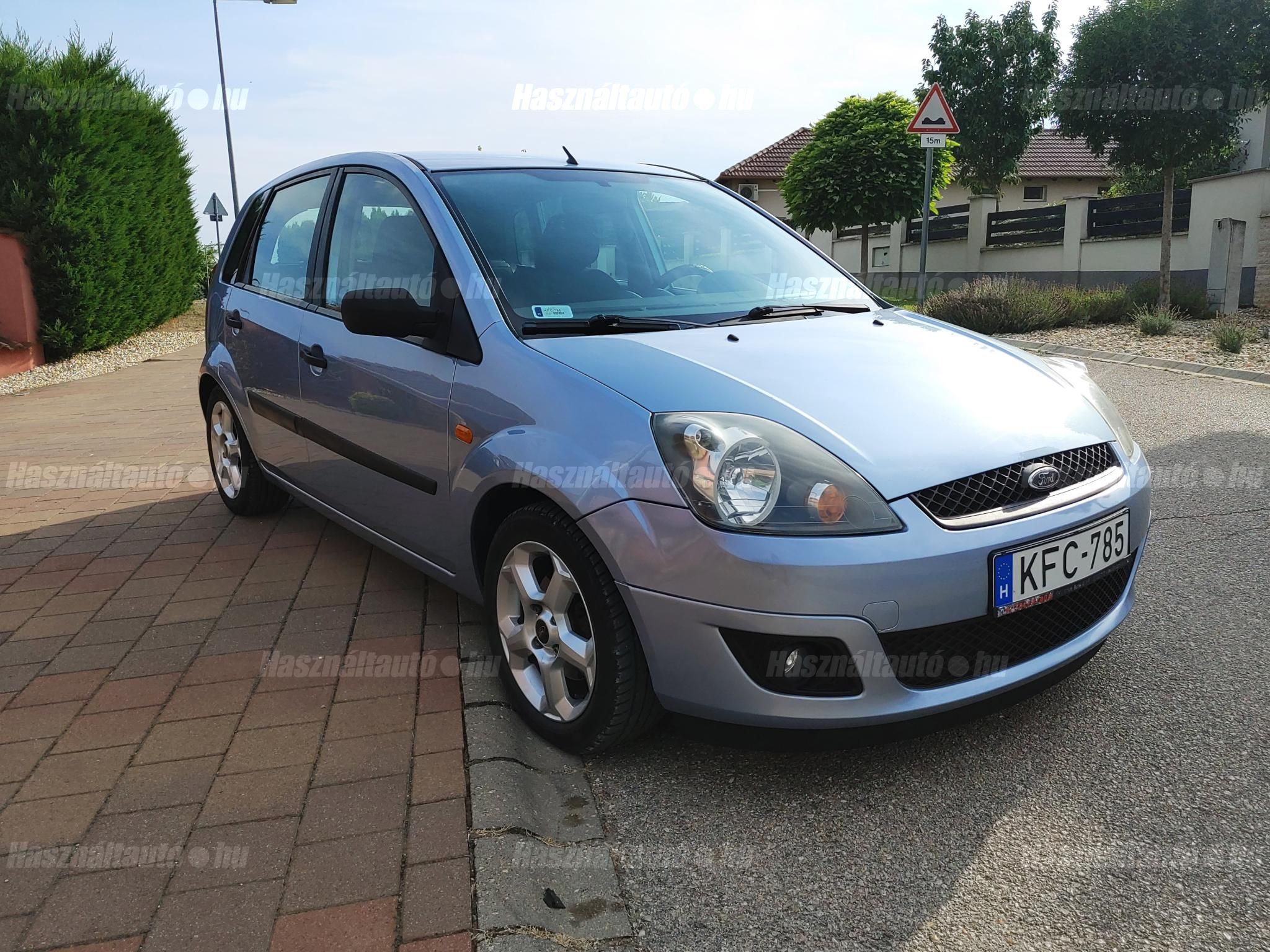 FORD FIESTA 2006/5 - 1