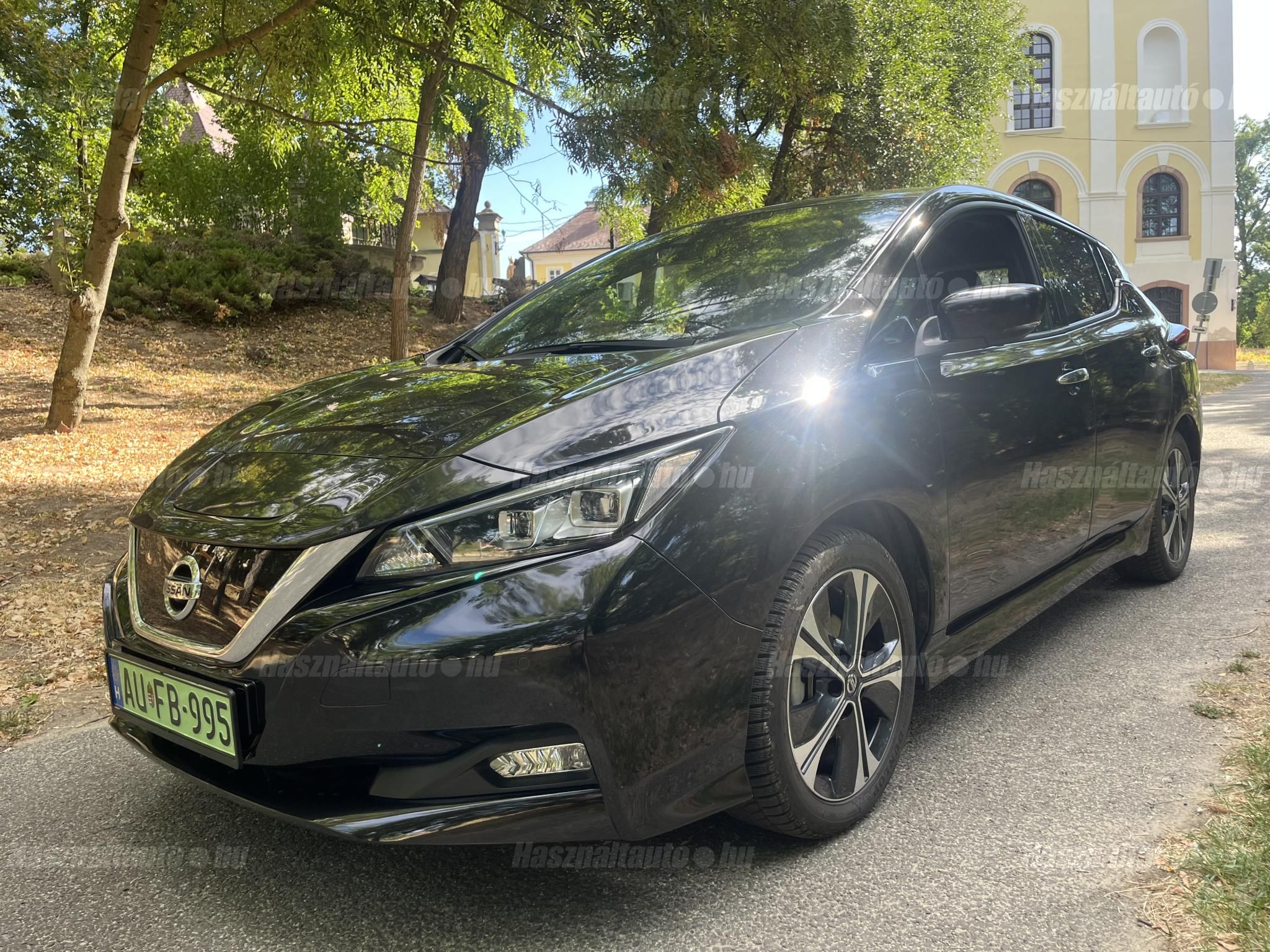 NISSAN LEAF 2021/6 - 1