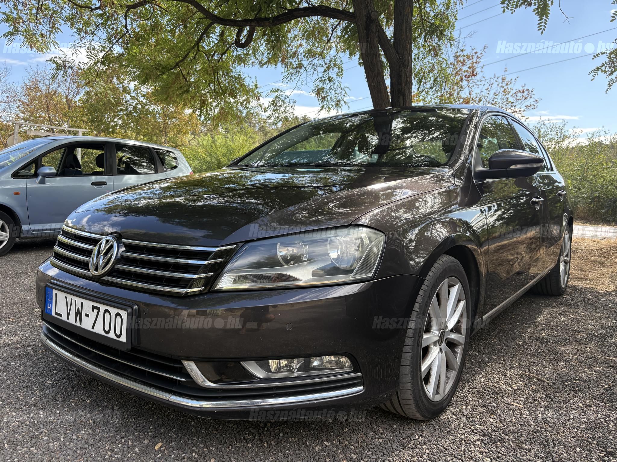 VOLKSWAGEN PASSAT VII 2011/4 - 1