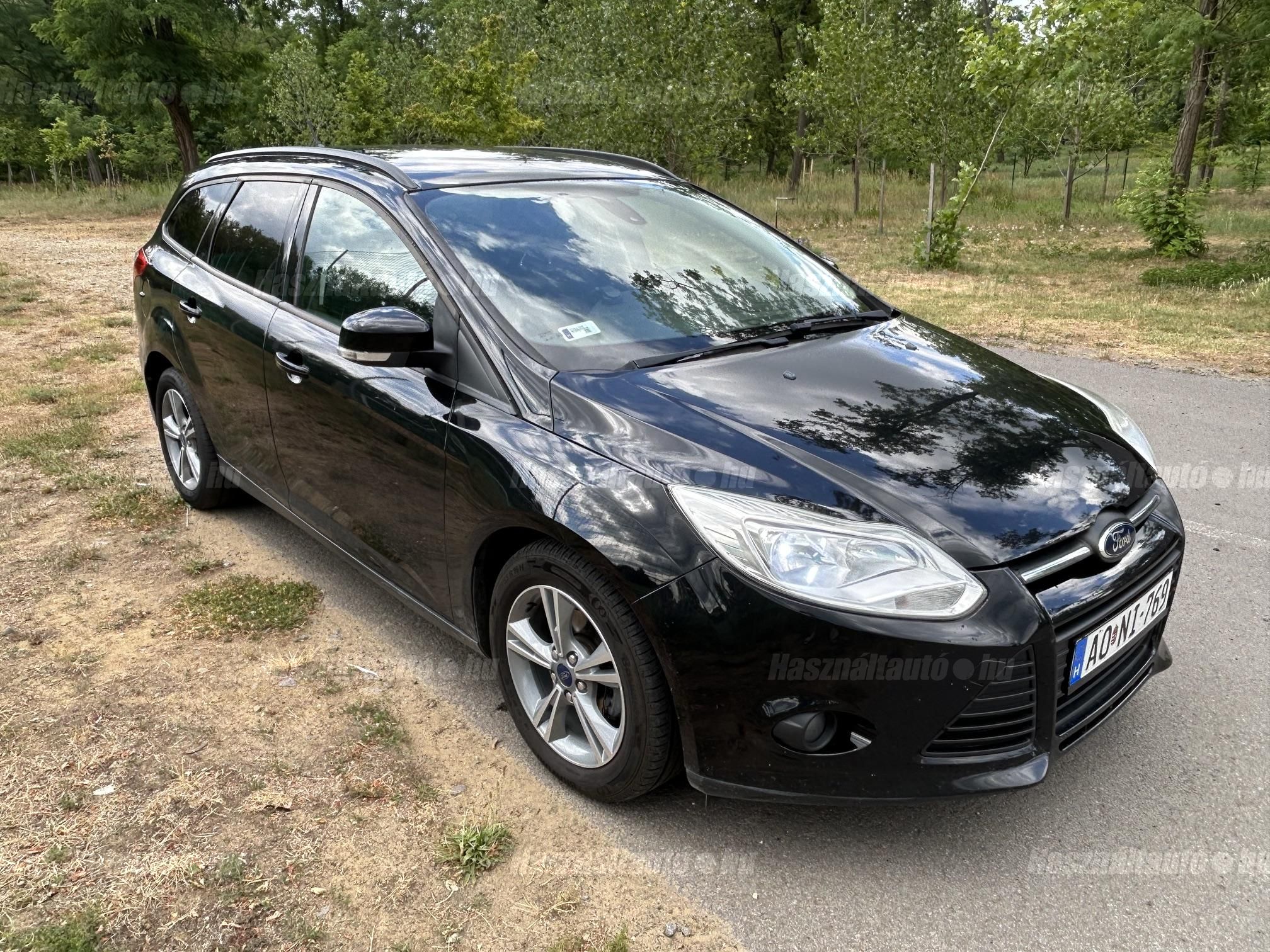FORD FOCUS 2014/9 - 1