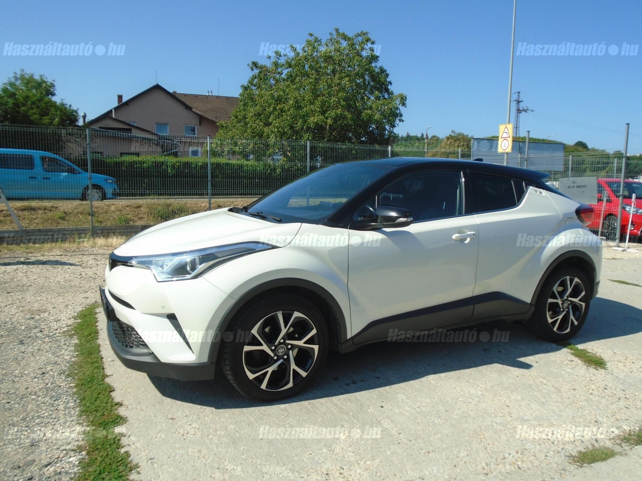 TOYOTA C-HR 2017/4 - 1