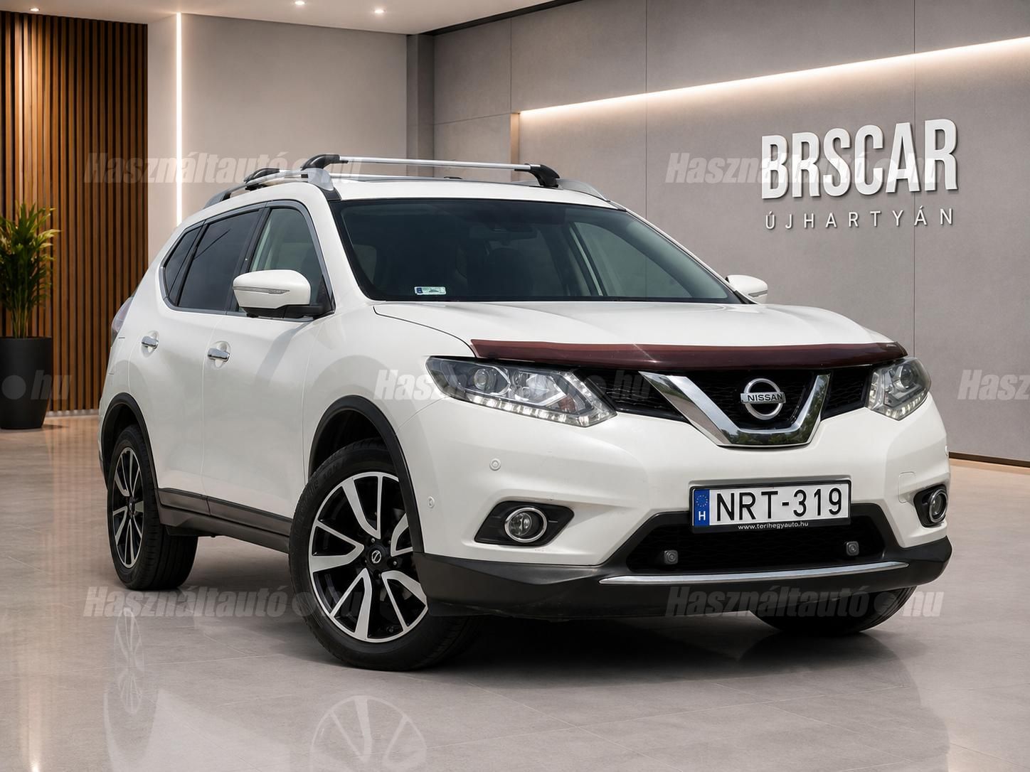NISSAN X-TRAIL 2016/6 - 1