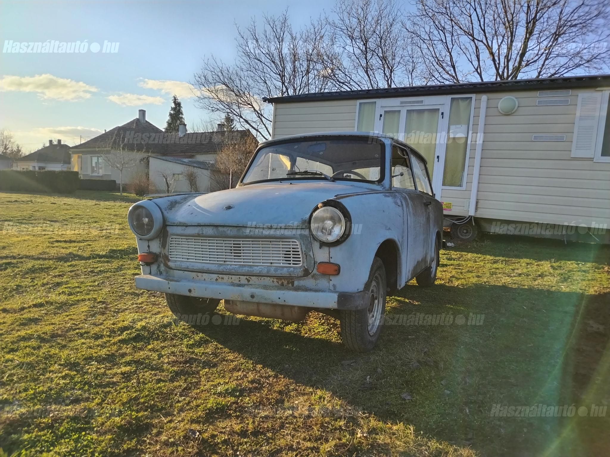 TRABANT 601 1985/8 - 1