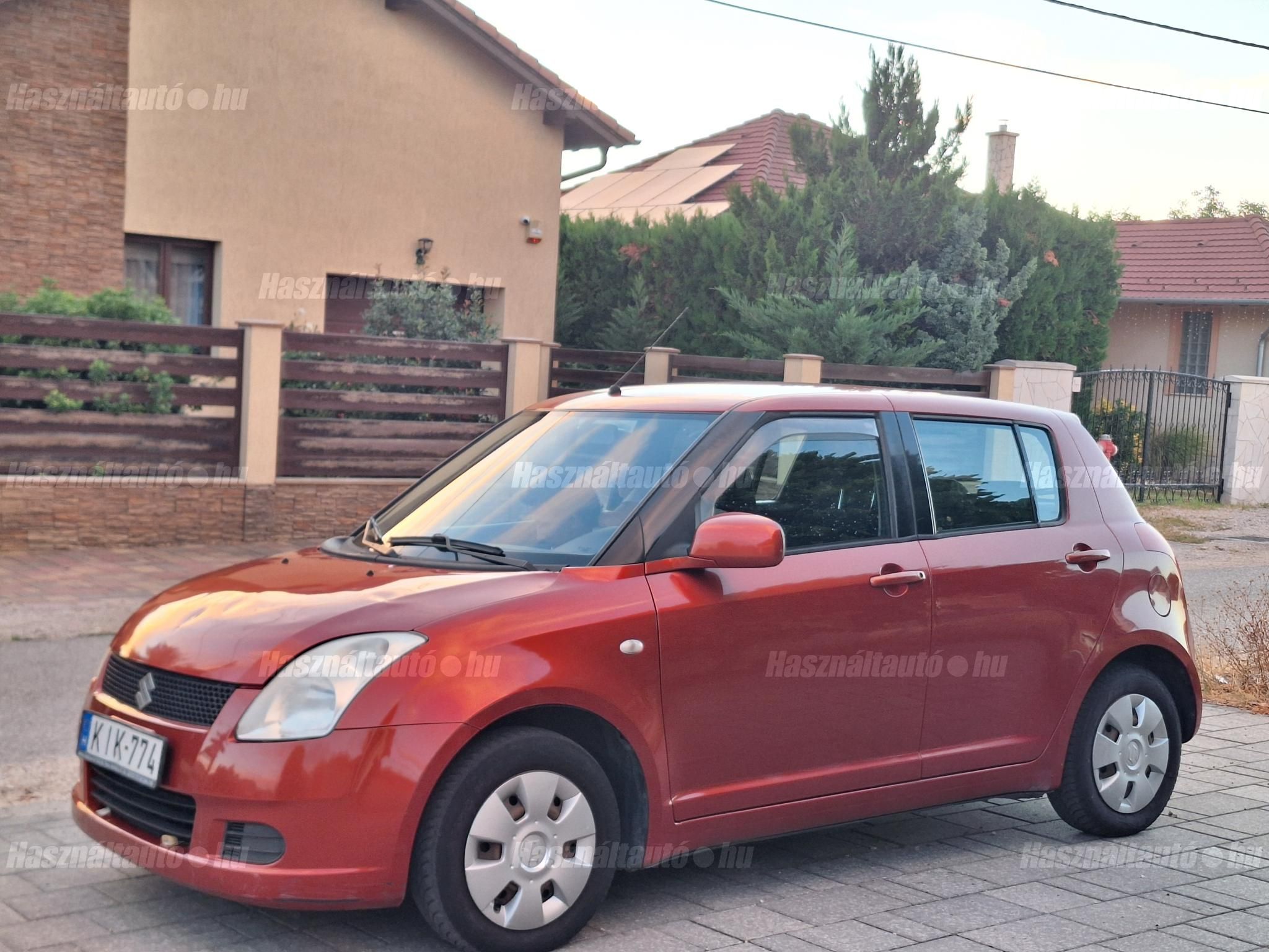 SUZUKI SWIFT 2006 - 1