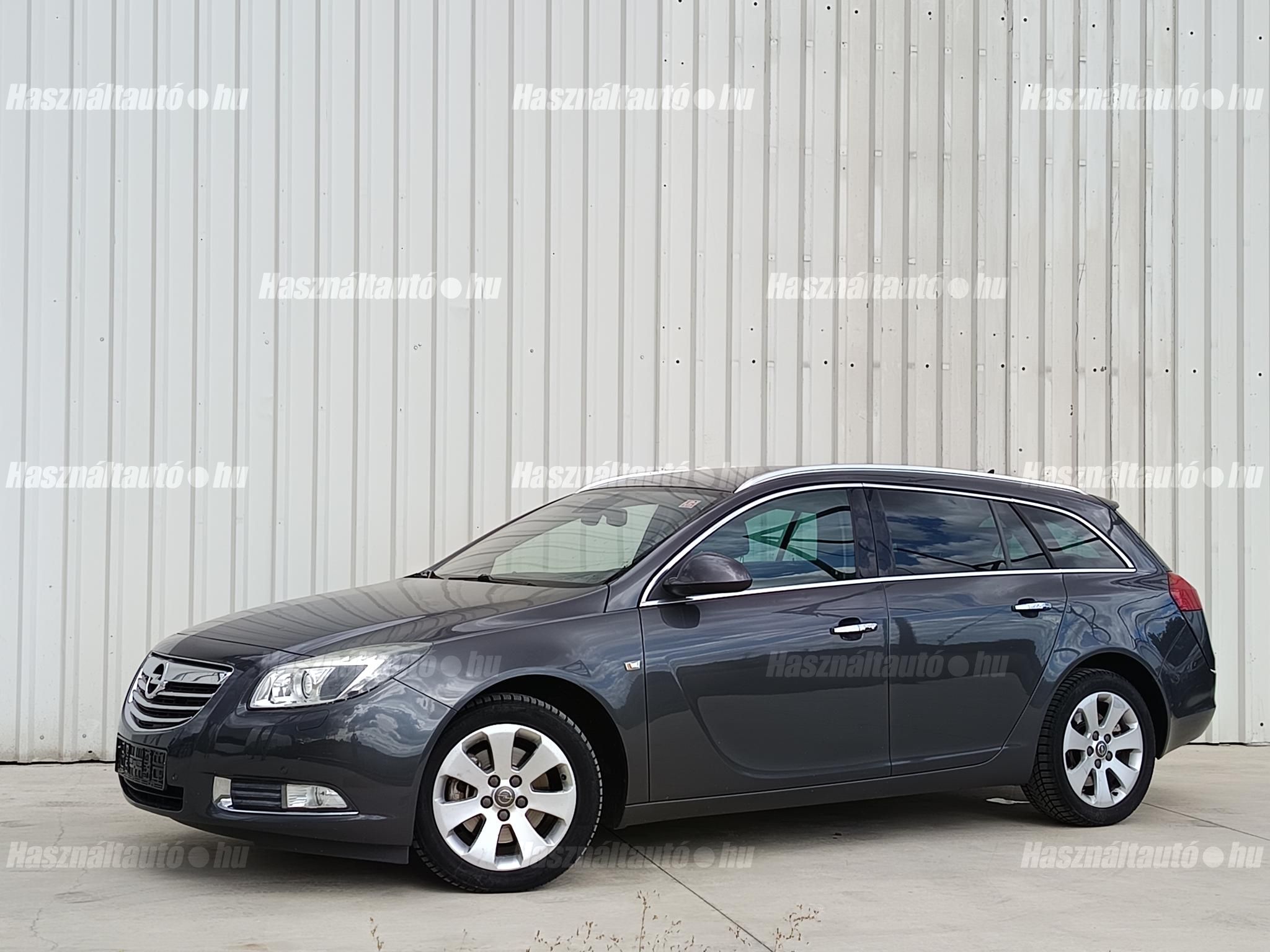 OPEL INSIGNIA 2012/6 - 1