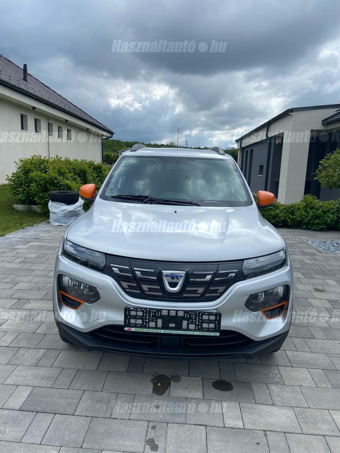 DACIA SPRING 2021/11 - 1