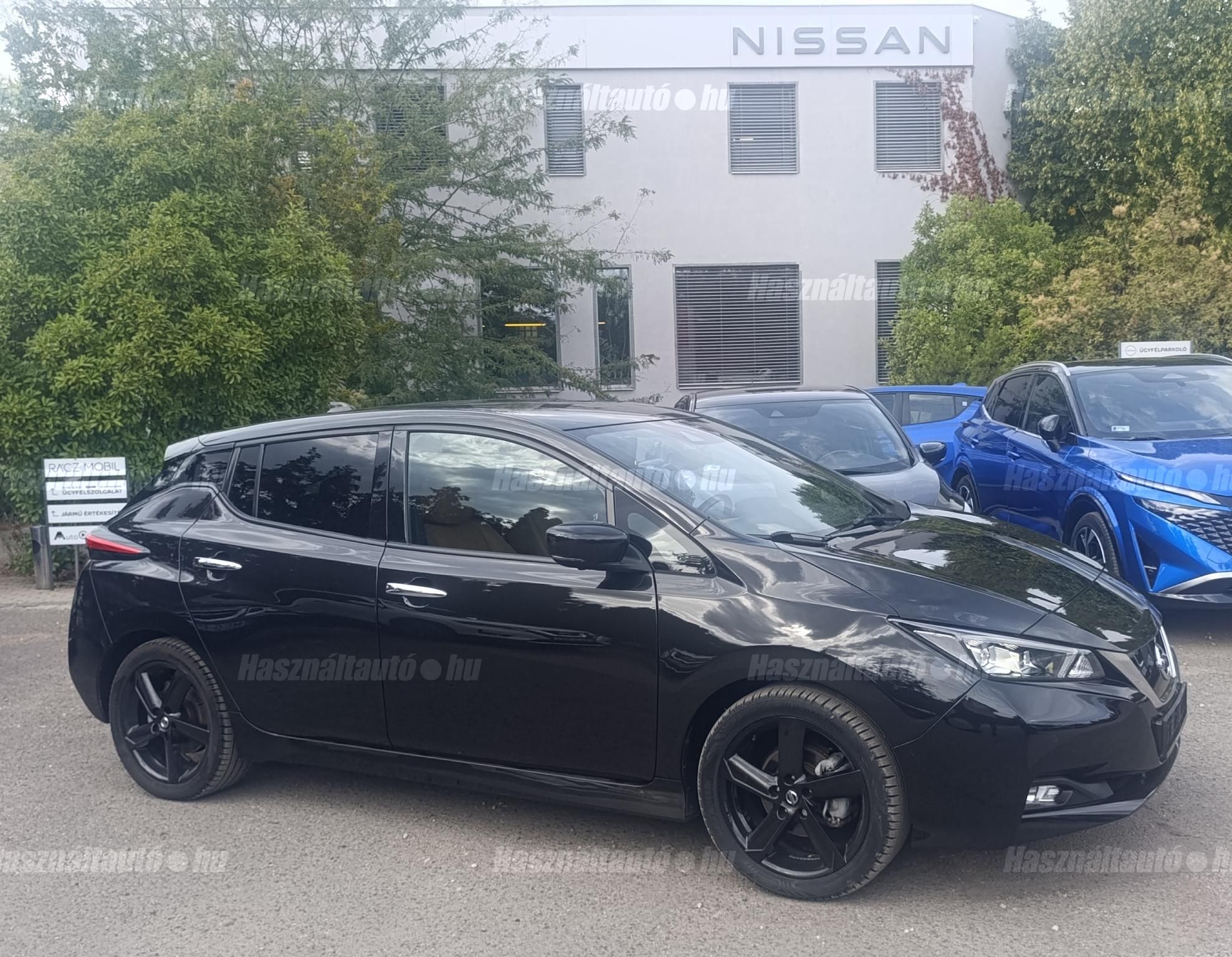 NISSAN LEAF 2018/10 - 1