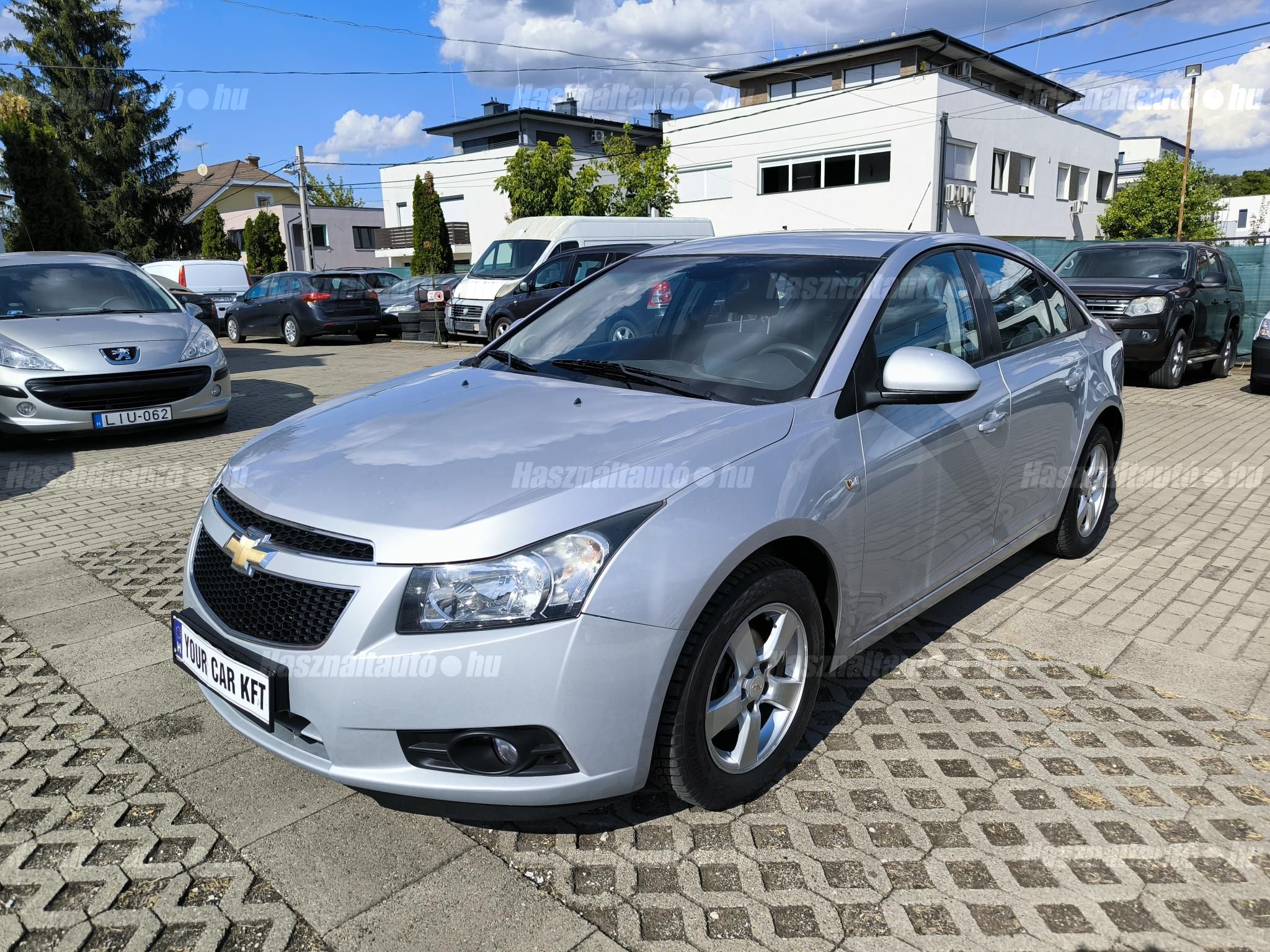 CHEVROLET CRUZE 2010/4 - 1