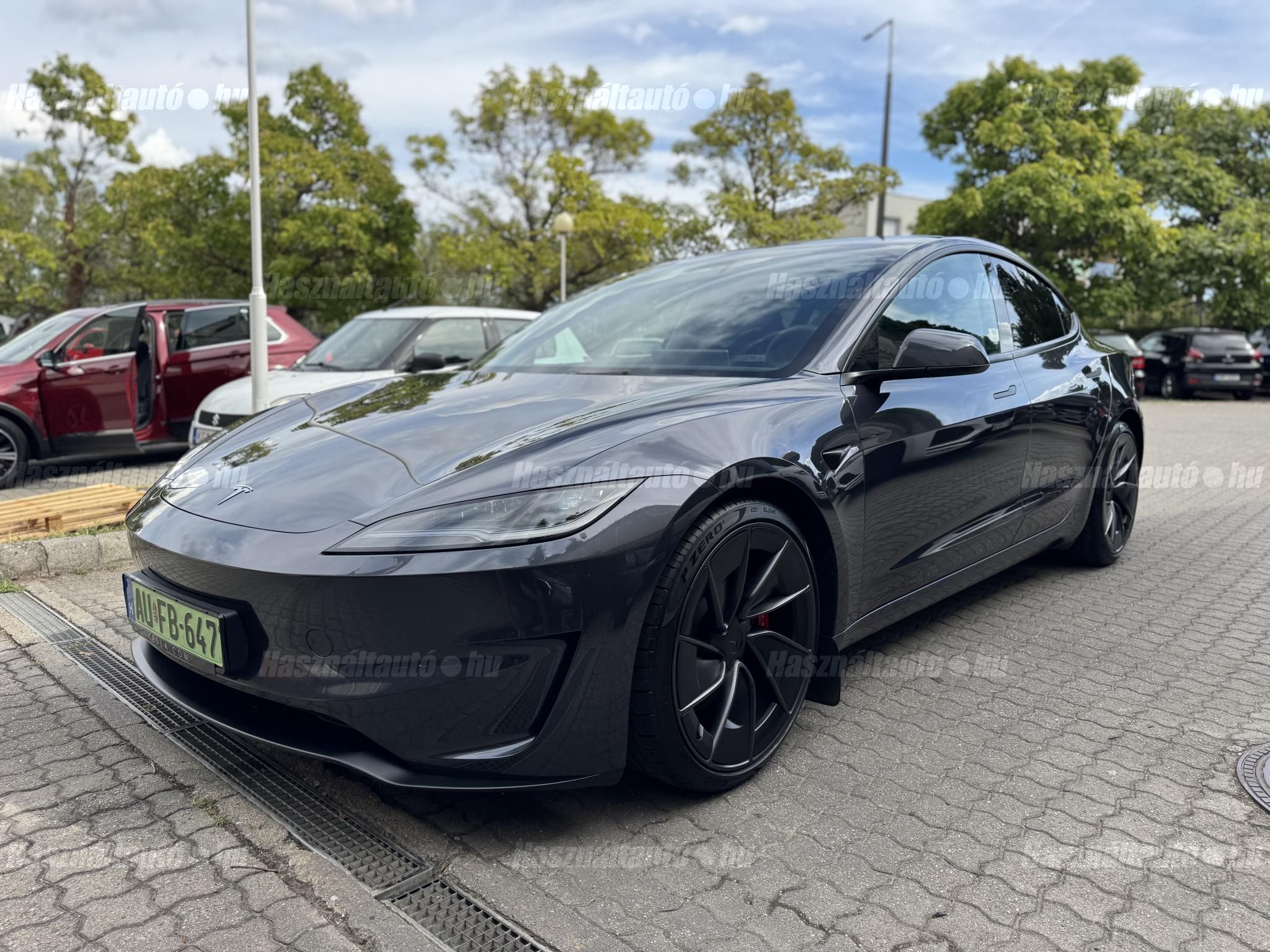 TESLA MODEL 3 2024/9 - 1