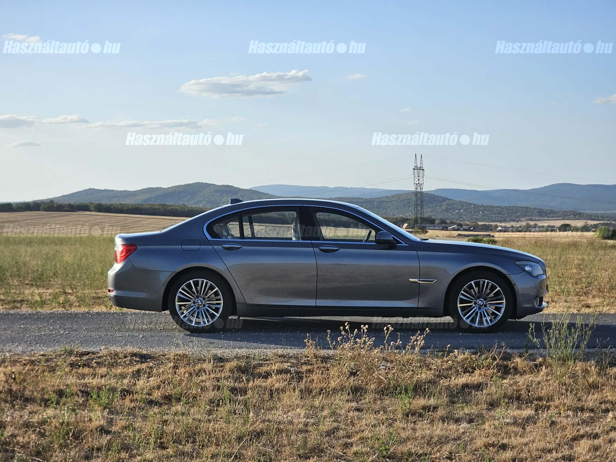 BMW 730 2011 - 1