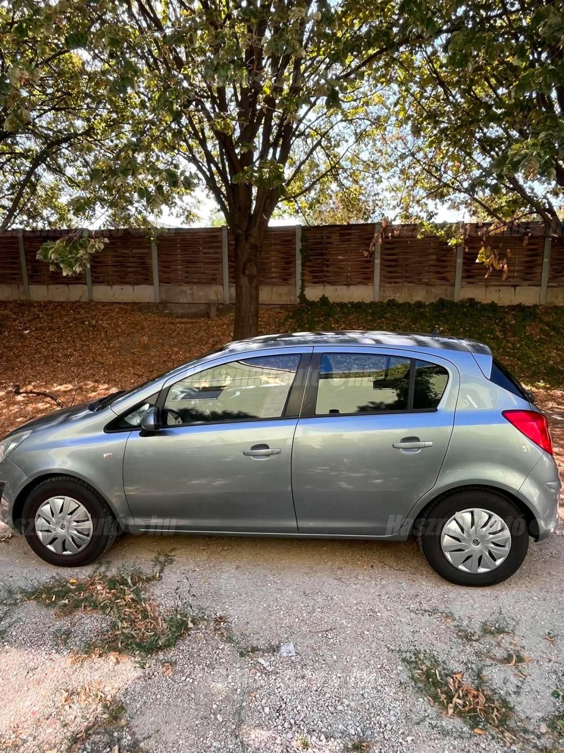 OPEL CORSA D 2013/7 - 1