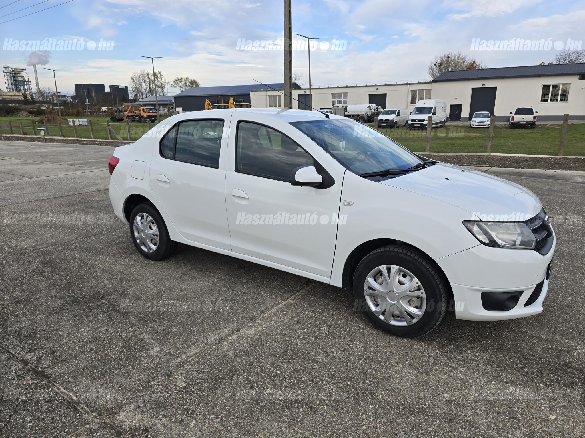 DACIA LOGAN 2014/2 - 1