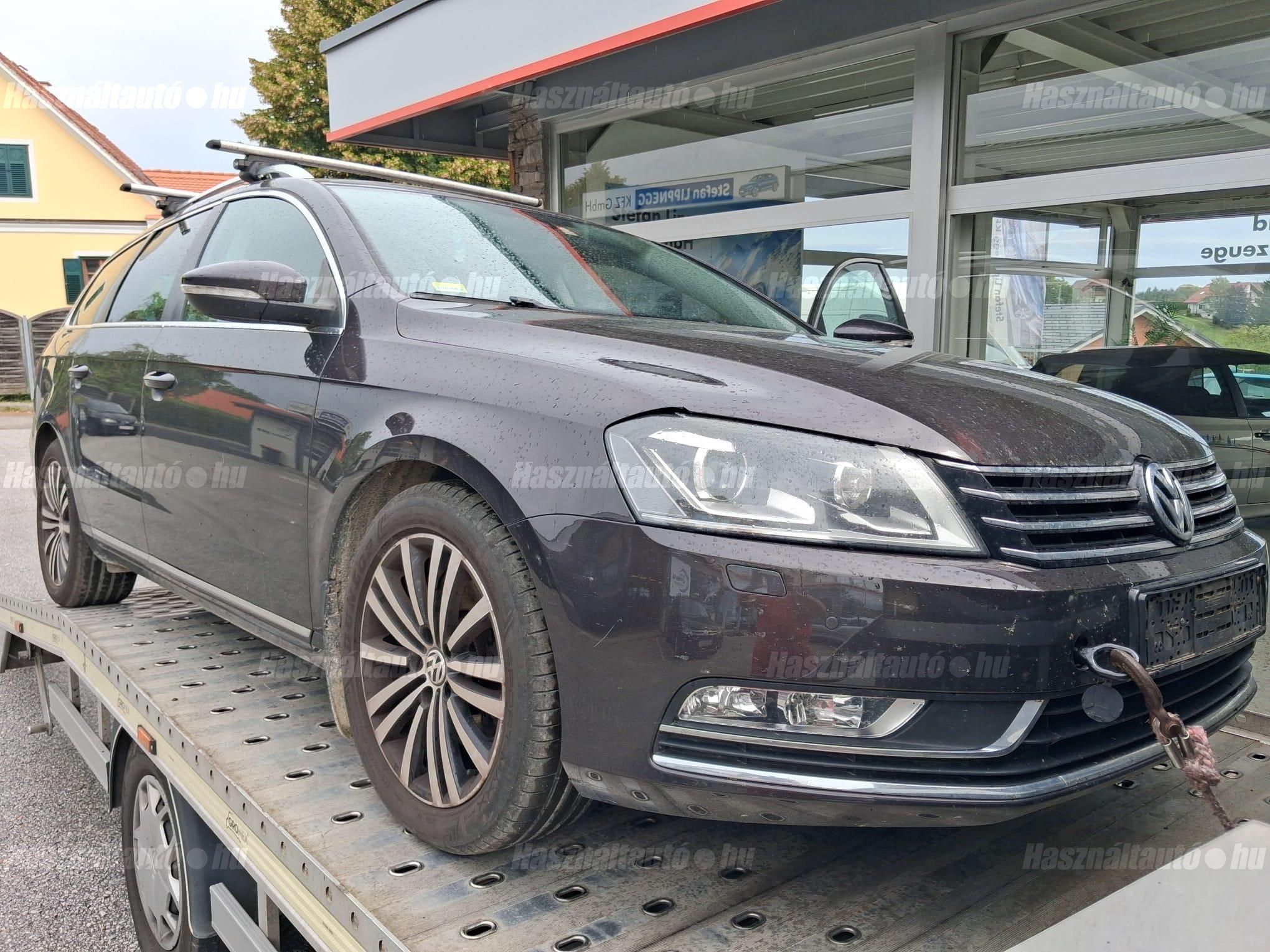 VOLKSWAGEN PASSAT 2012/3 - 1