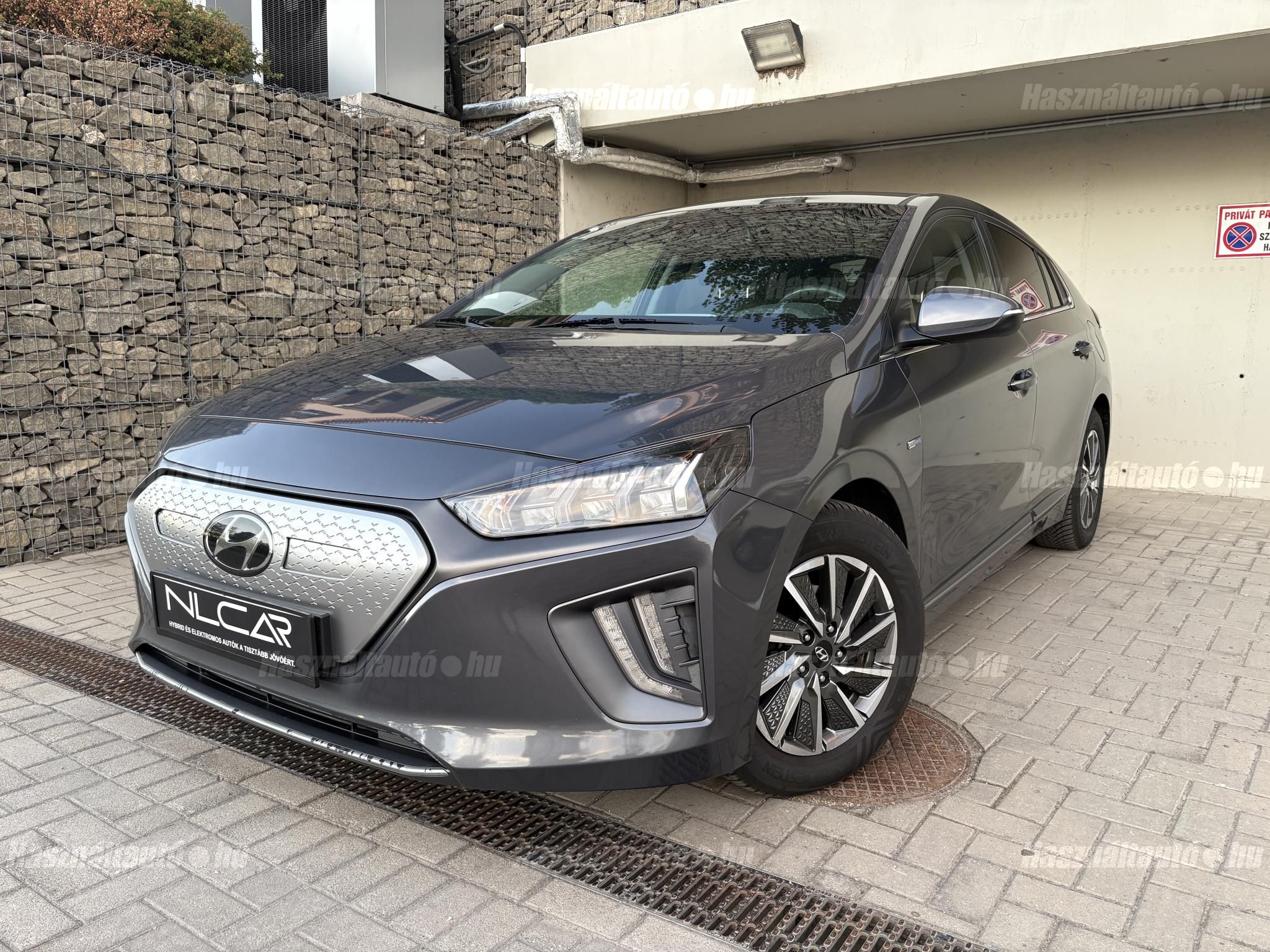 HYUNDAI IONIQ 2019/12 - 1