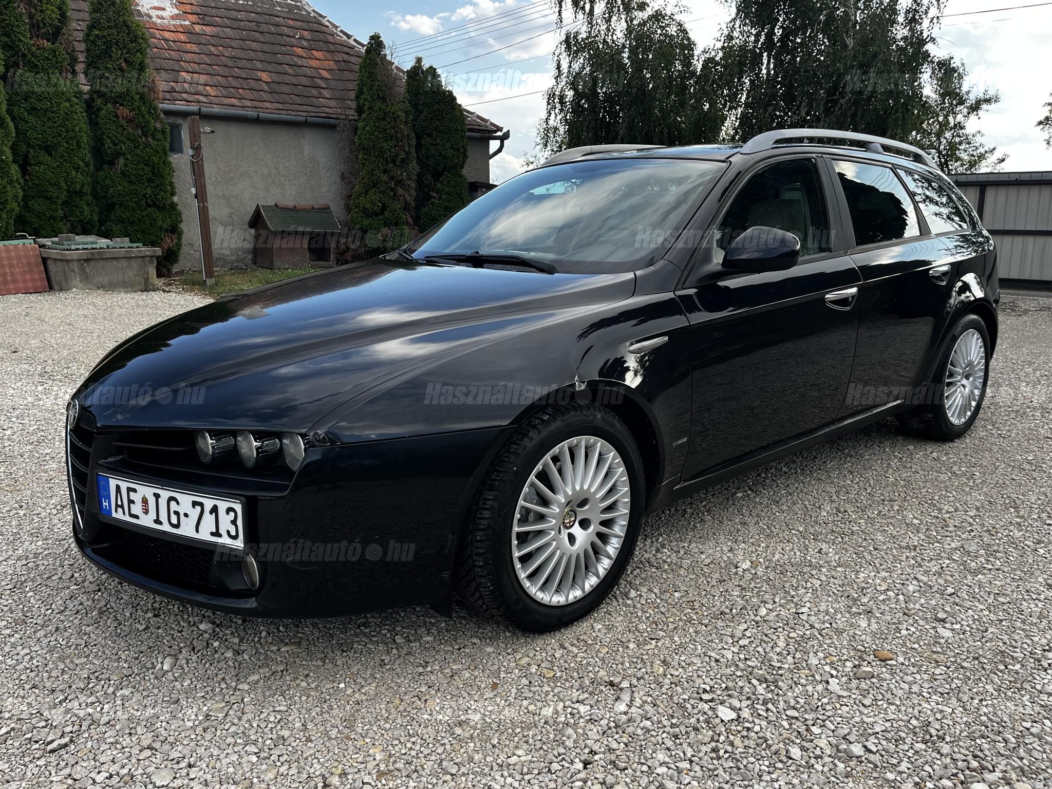 ALFA ROMEO 159 2010/2 - 1
