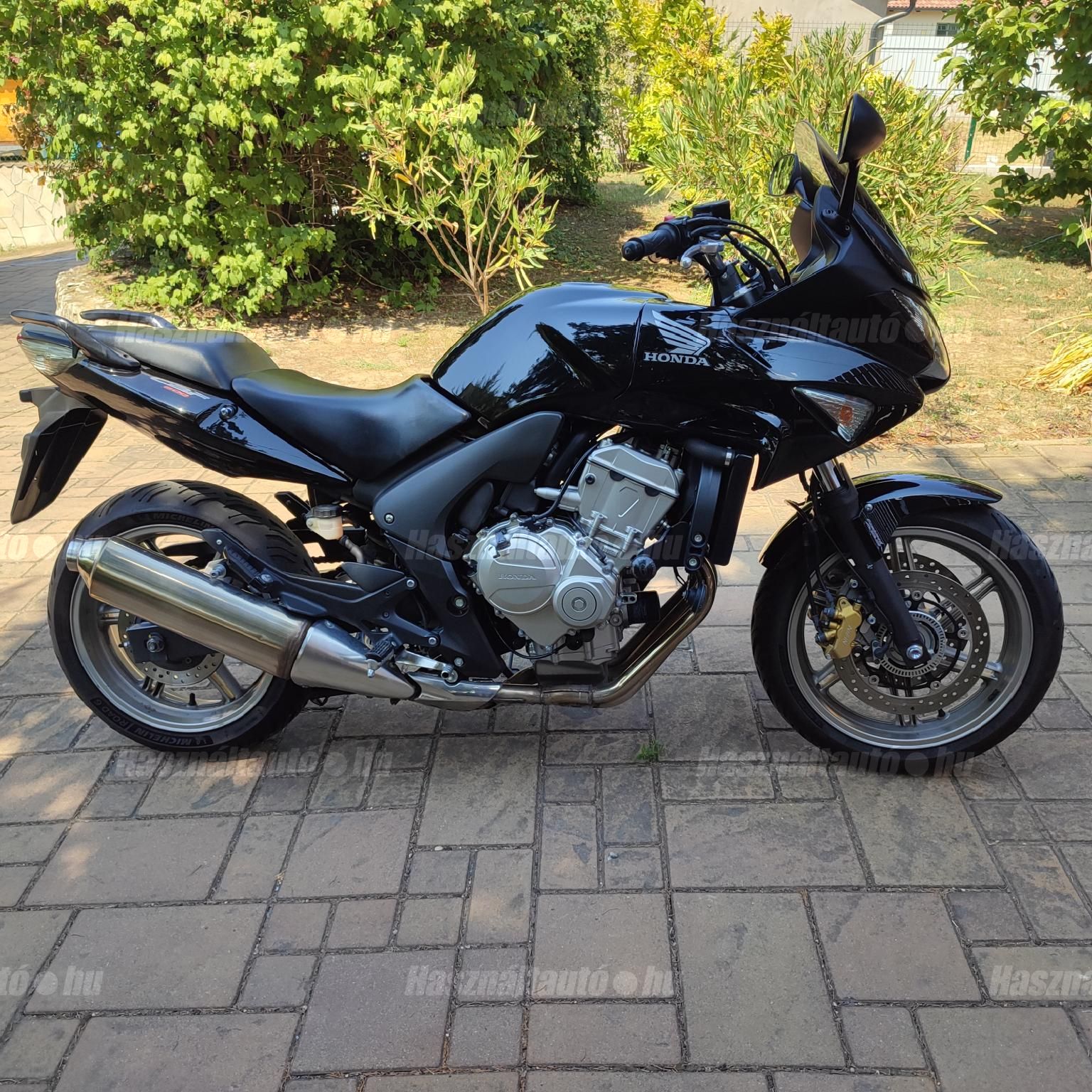 HONDA CBF 600 2010/4 - 1