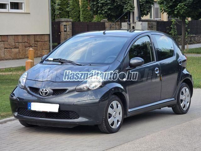TOYOTA AYGO 2009 - 1