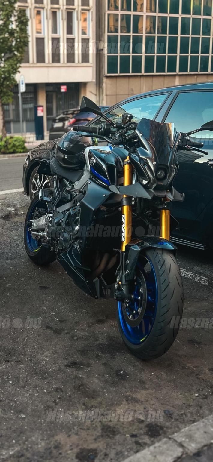 YAMAHA MT-09 2022 - 1