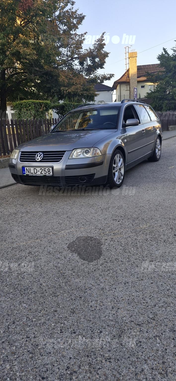 VOLKSWAGEN PASSAT V 2004/1 - 1