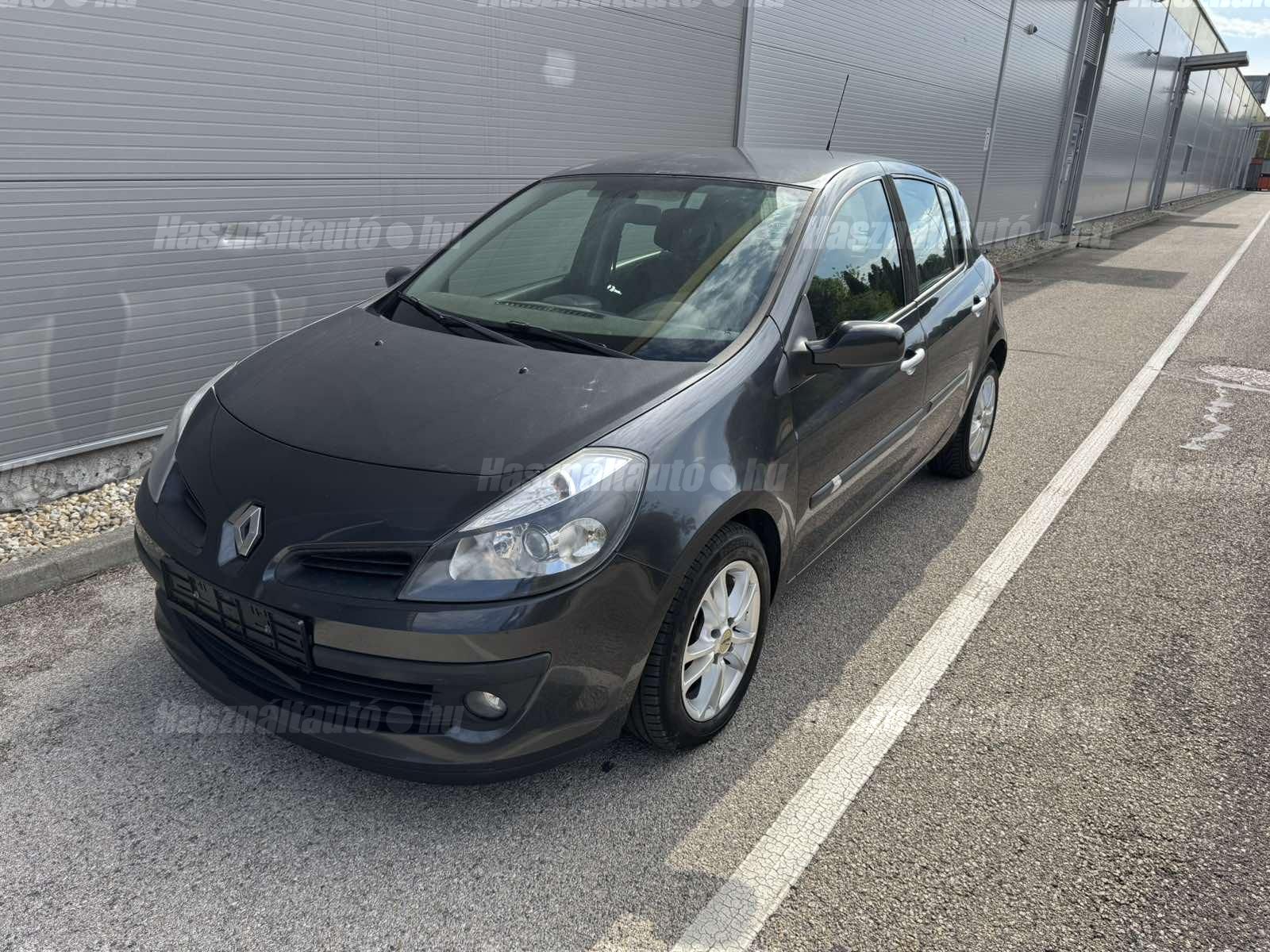 RENAULT CLIO 2007/11 - 1