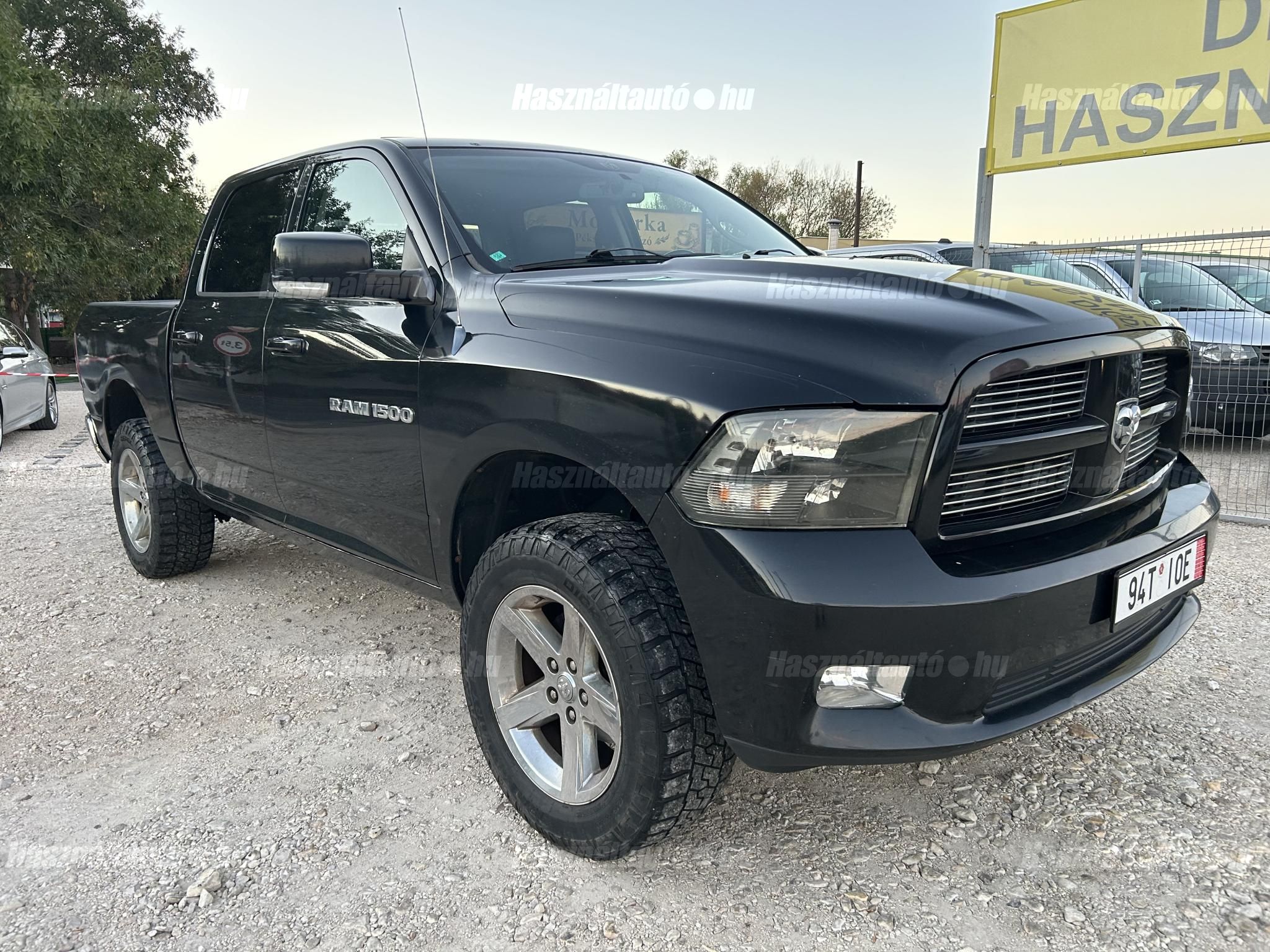 DODGE RAM 2012/9 - 1
