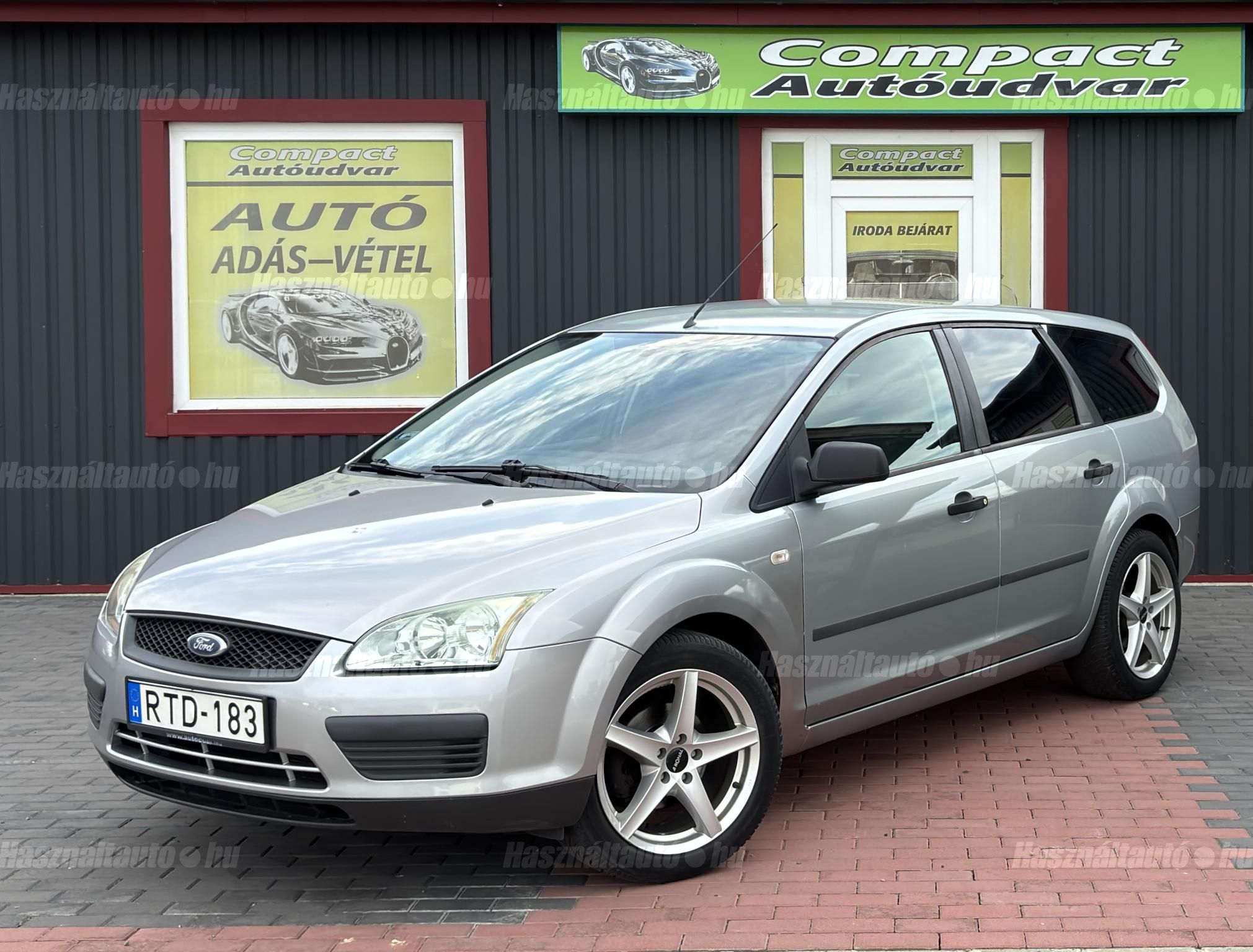 FORD FOCUS 2005 - 1