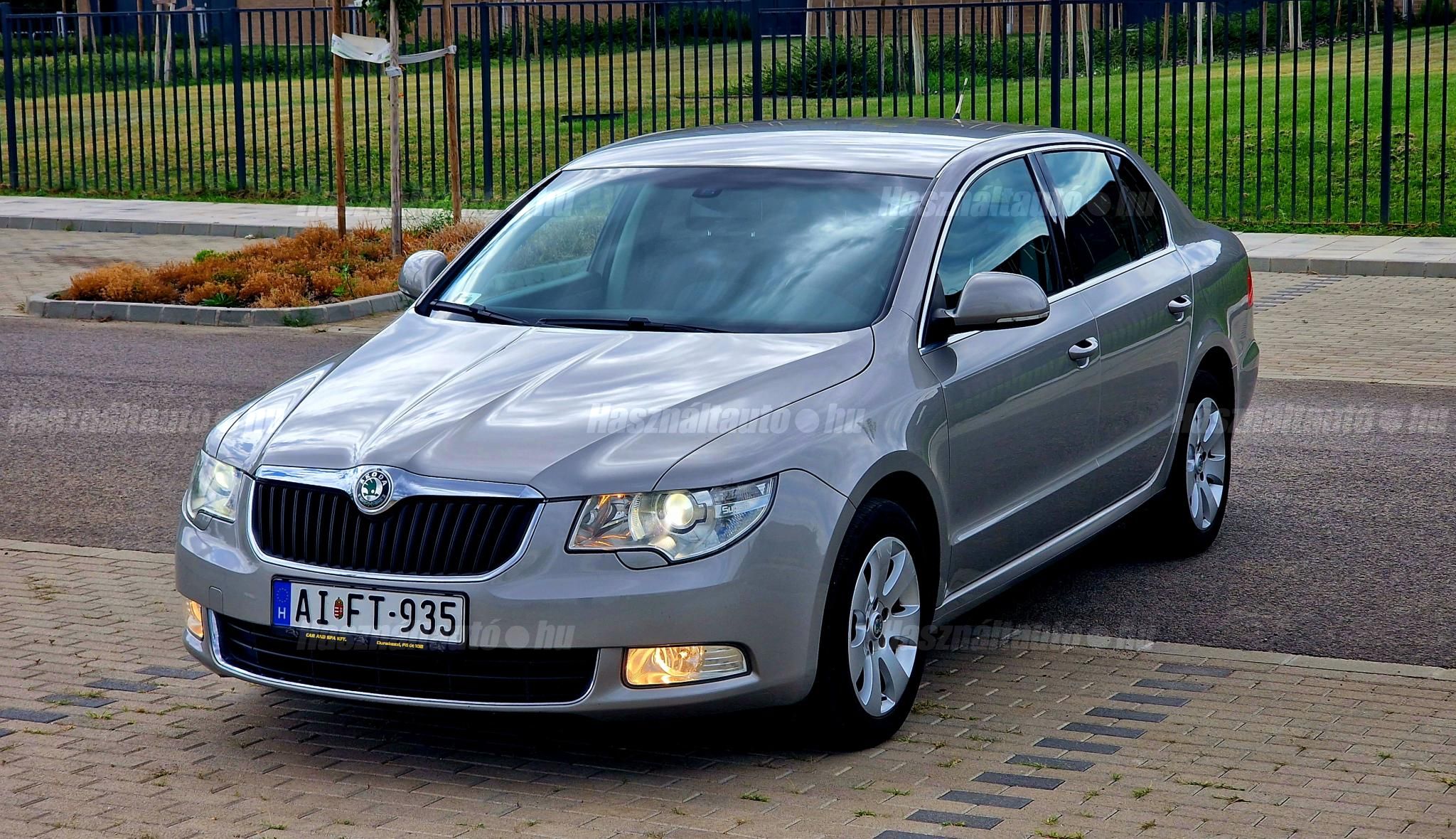 SKODA SUPERB 2009/3 - 1