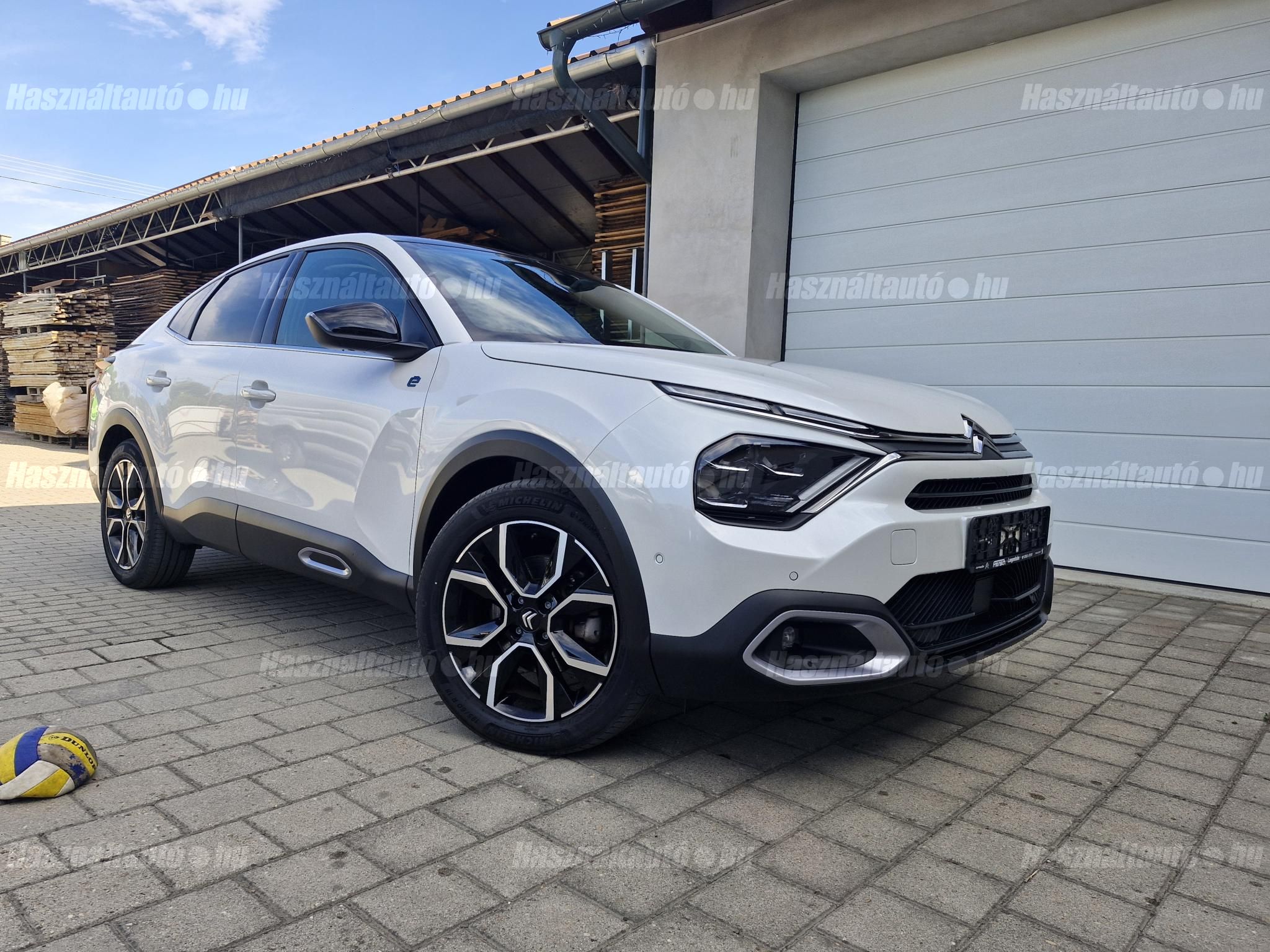 CITROEN C4 X 2023/7 - 1