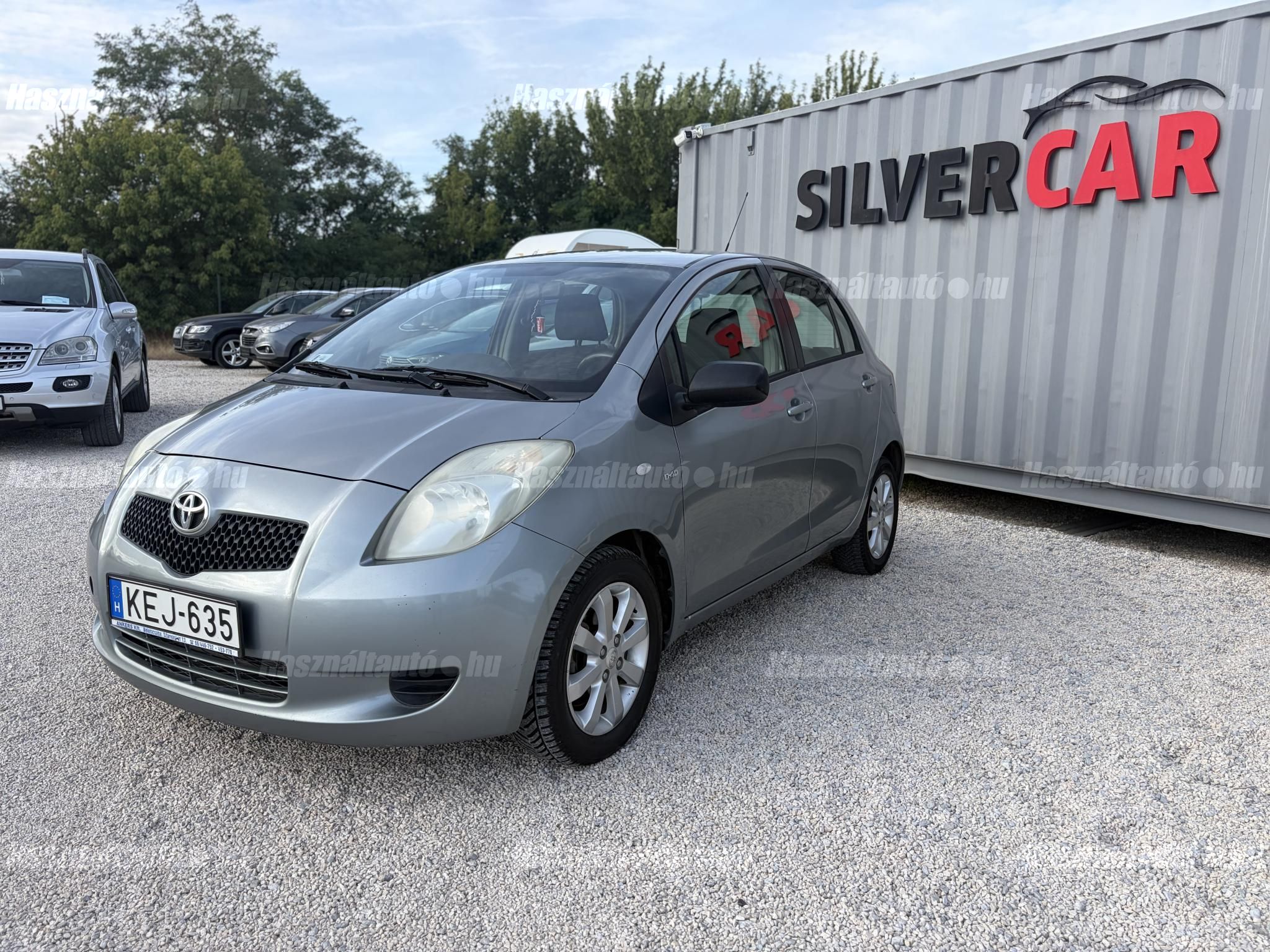 TOYOTA YARIS 2006/4 - 1