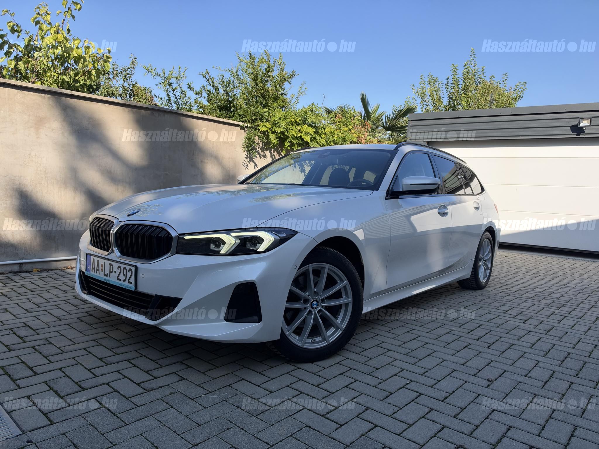 BMW 320 2023/4 - 1
