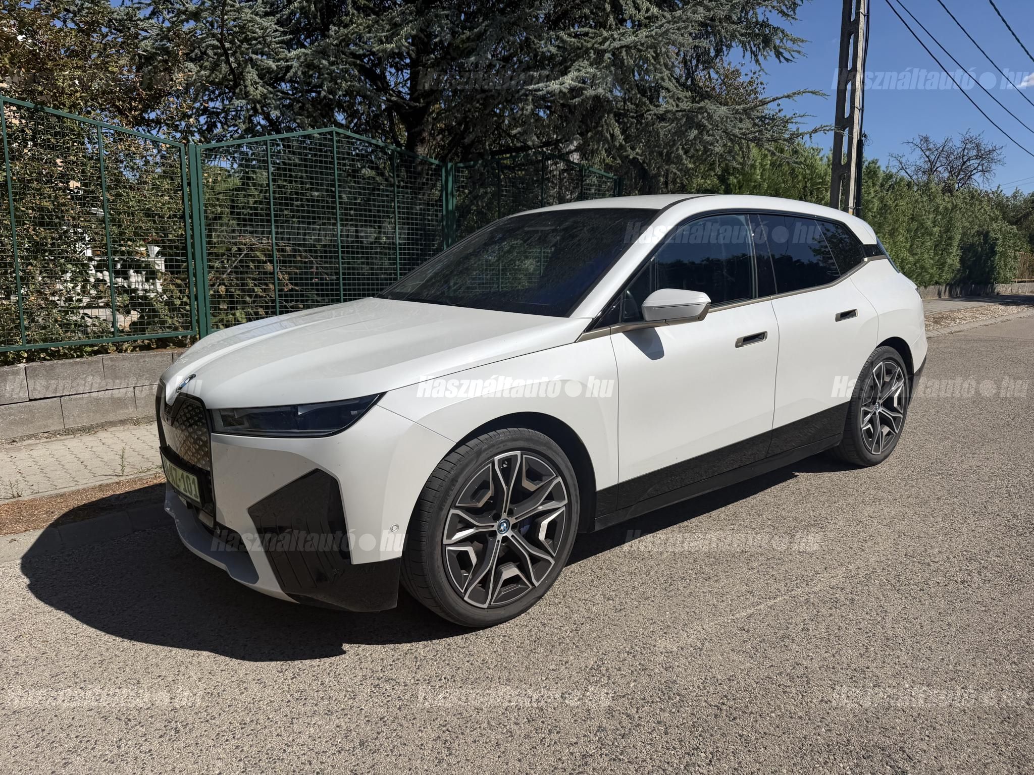 BMW IX 2023/4 - 1