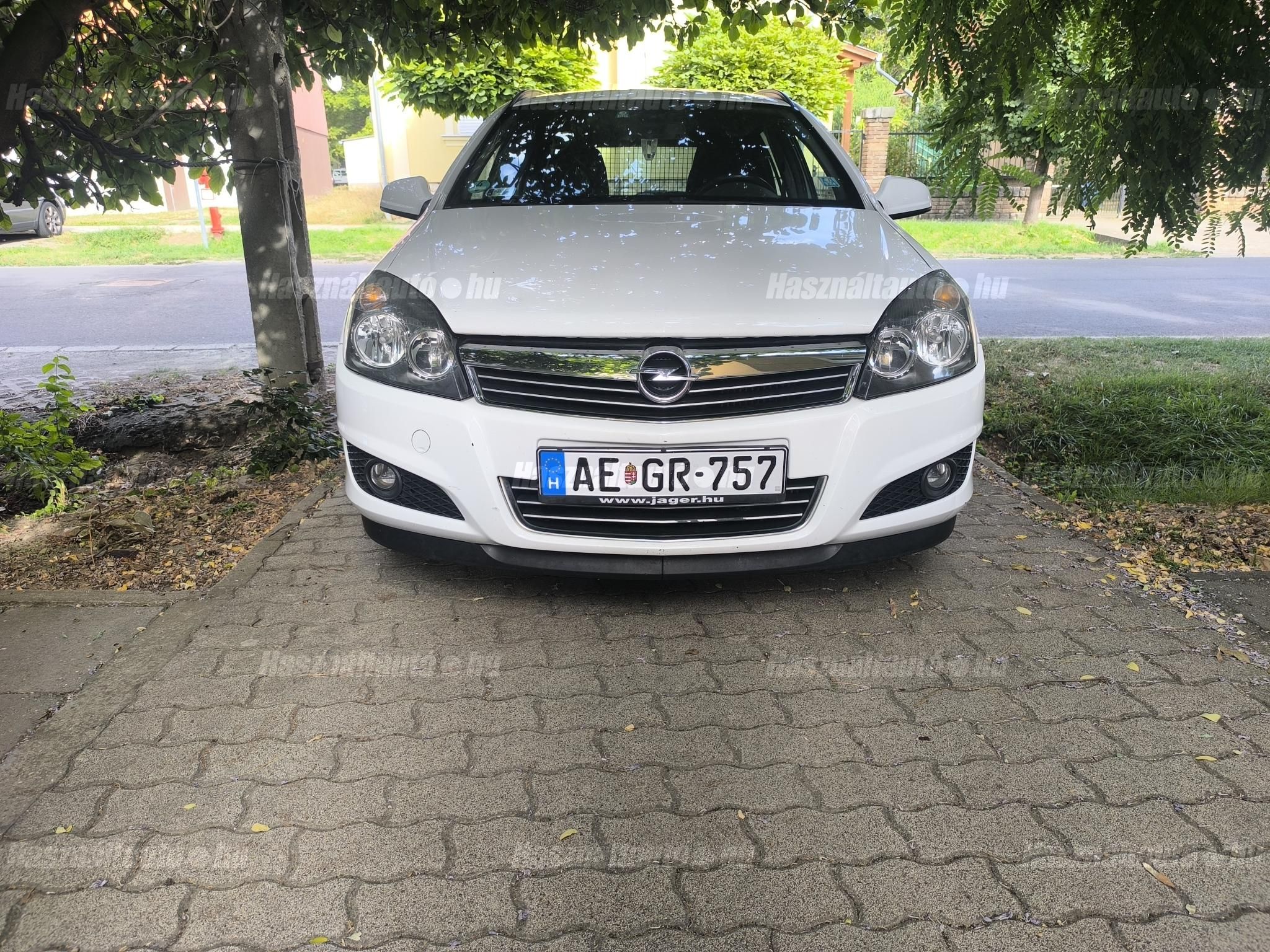 OPEL ASTRA H 2010/7 - 1