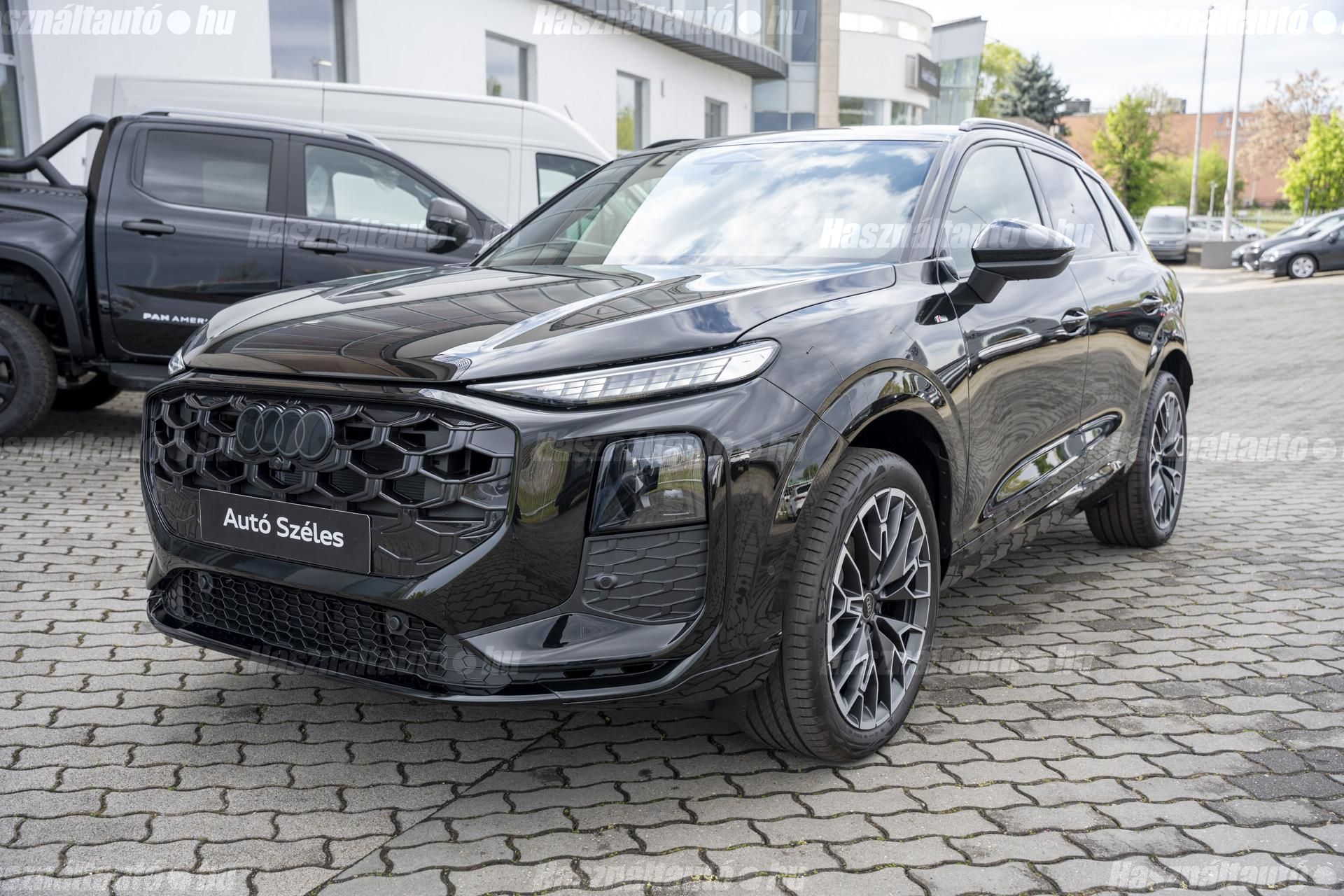 AUDI Q3 2026/7 - 1