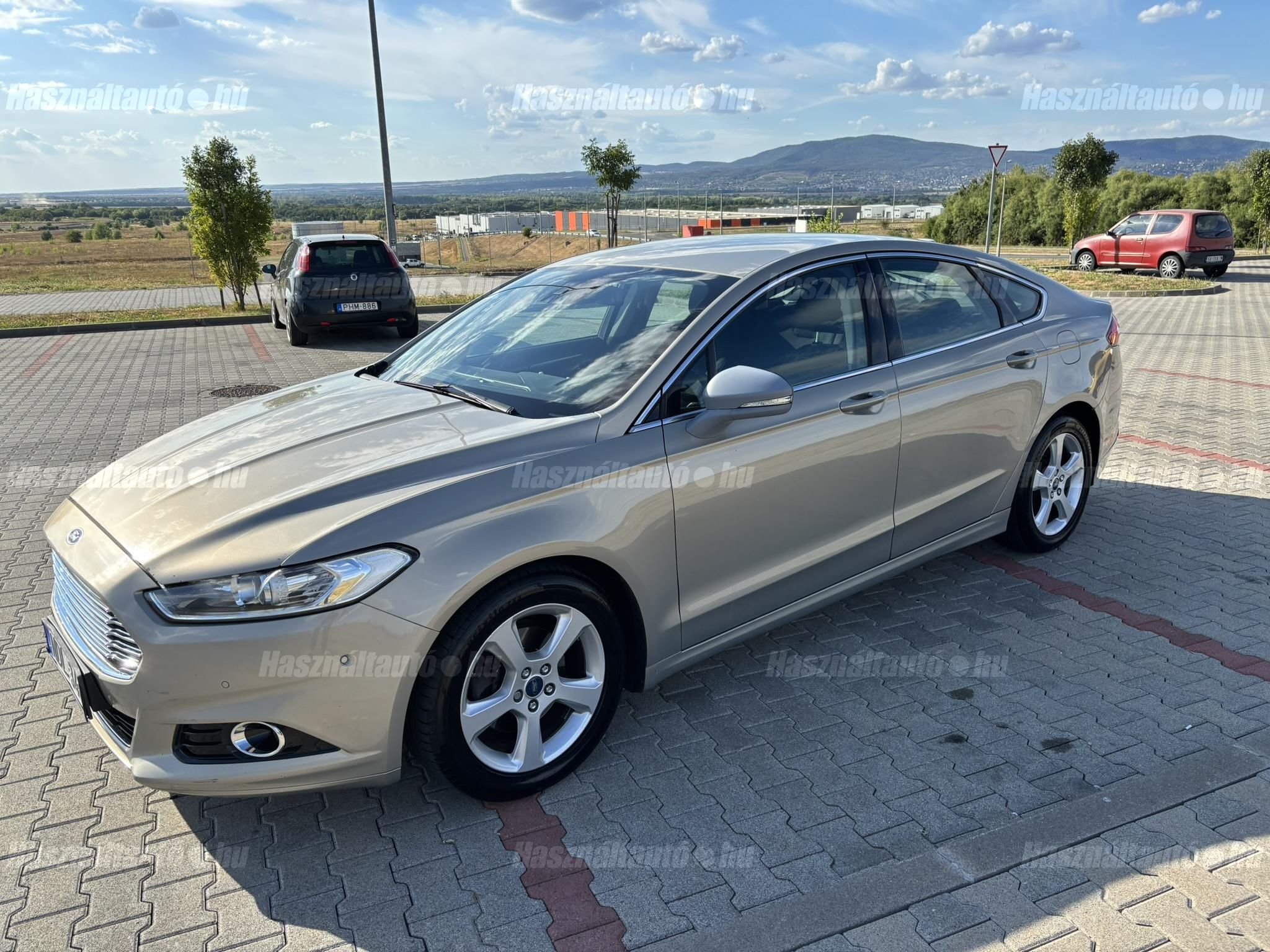 FORD MONDEO 2015/4 - 1
