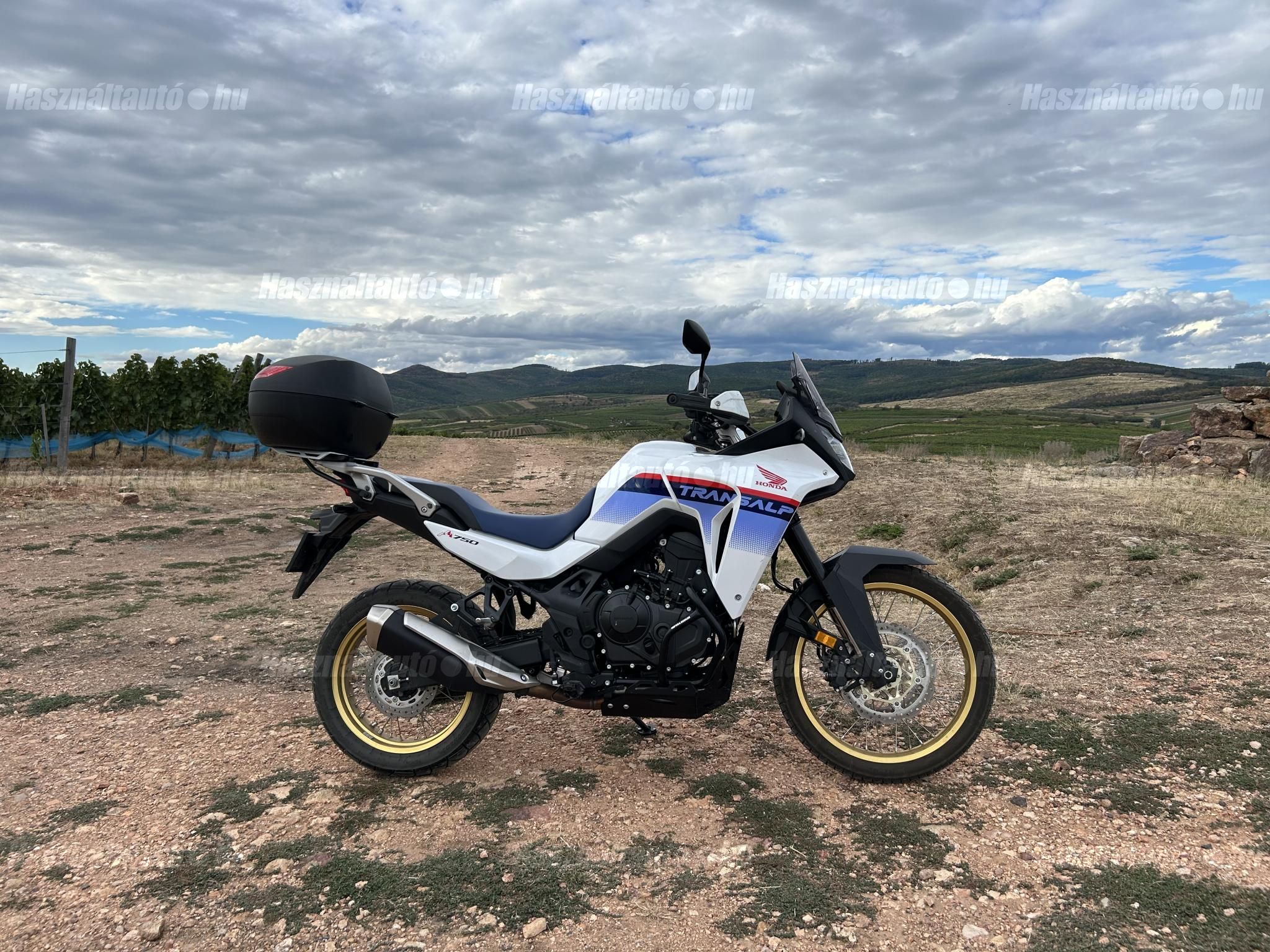 HONDA XL 750 2023/6 - 1
