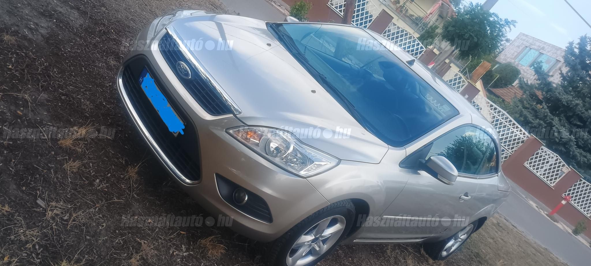 FORD FOCUS 2010/8 - 1
