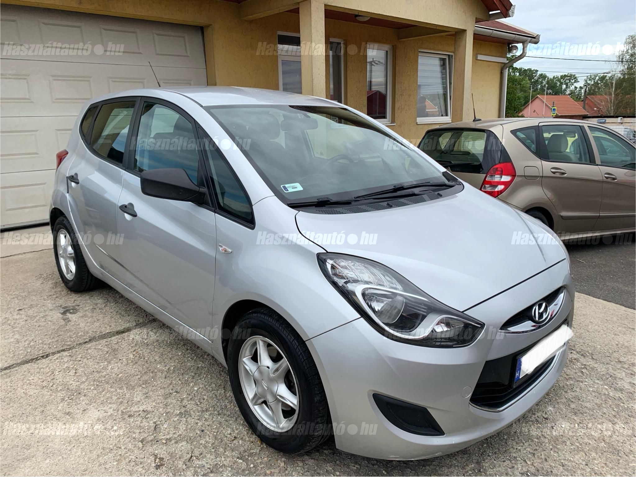 HYUNDAI IX20 2011/10 - 1