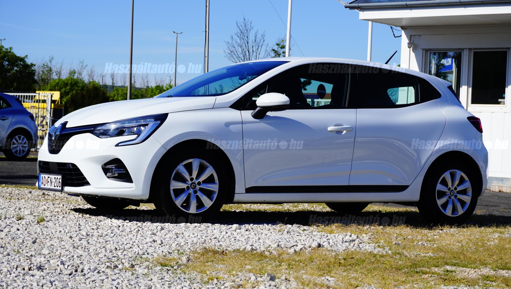 RENAULT CLIO 2020/3 - 1