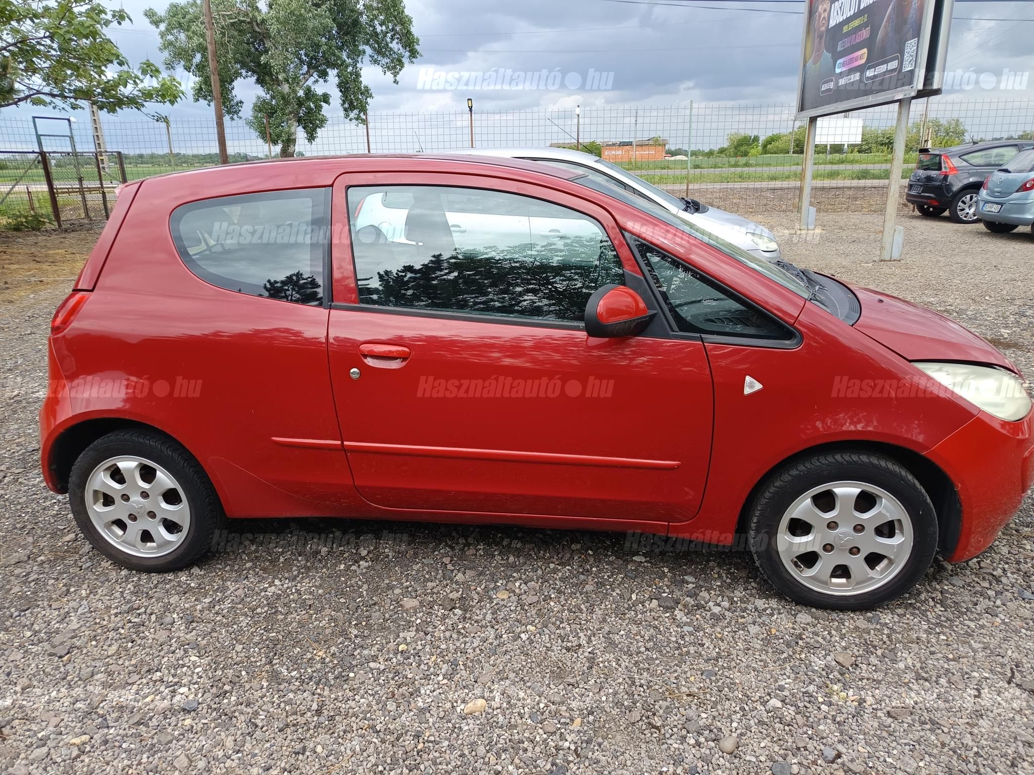 MITSUBISHI COLT 2005/10 - 1