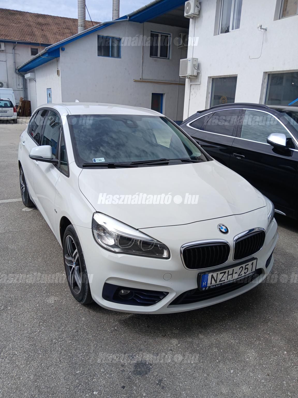 BMW 218 2016/12 - 1
