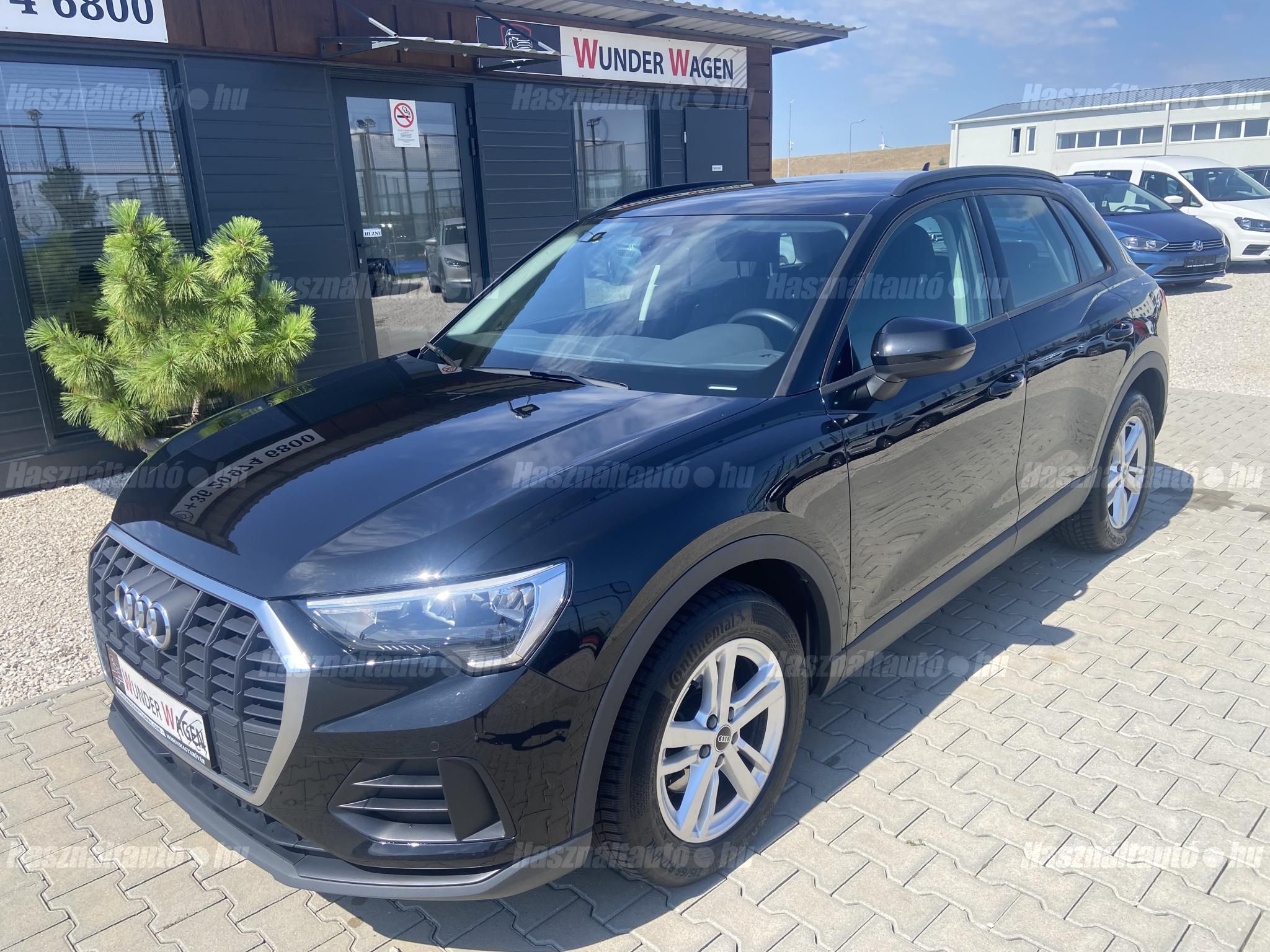 AUDI Q3 2022/4 - 1