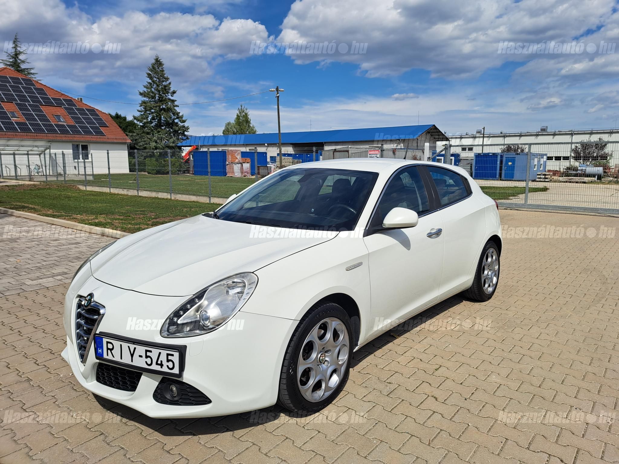 ALFA ROMEO GIULIETTA 2011/8 - 1