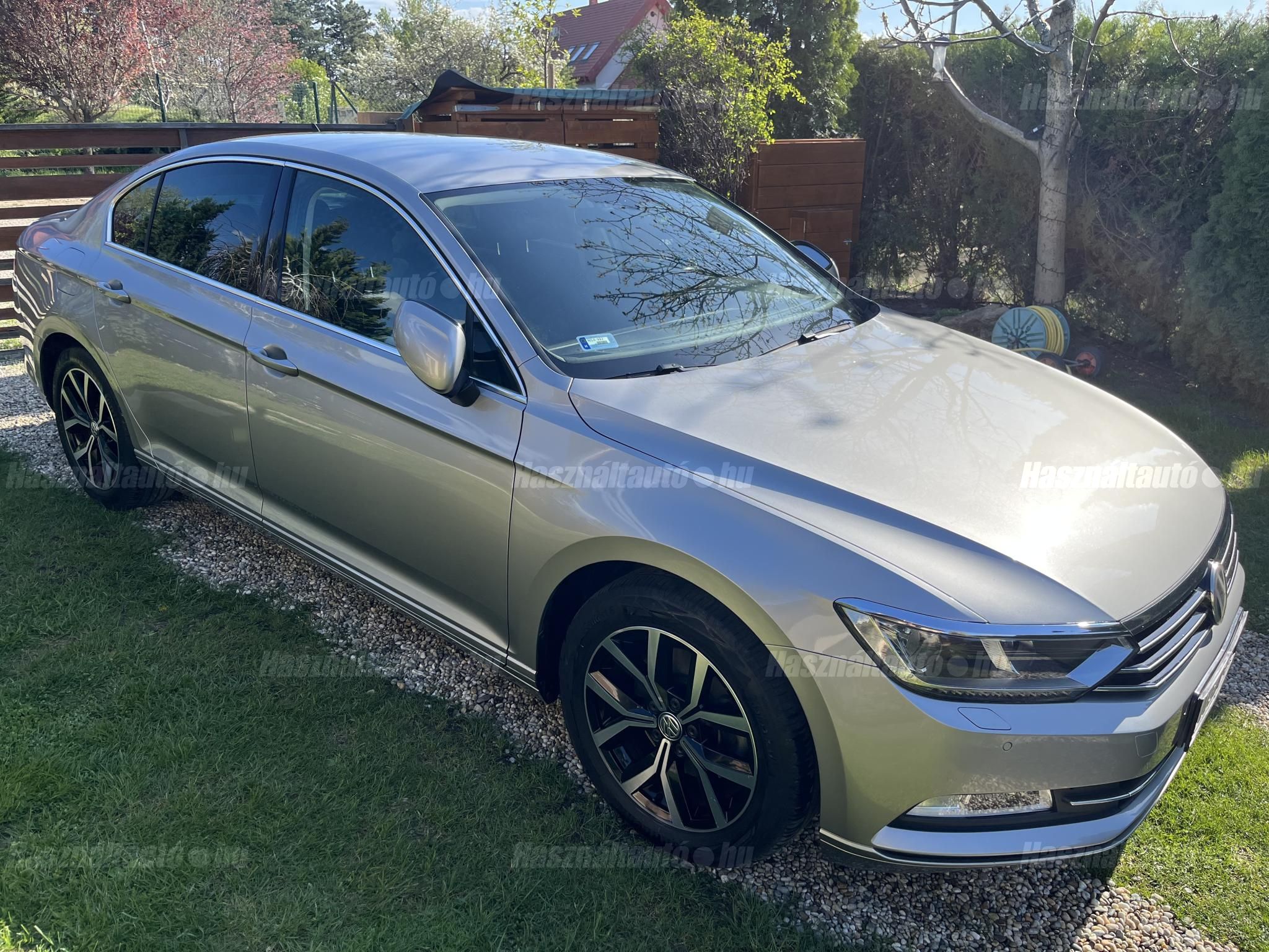 VOLKSWAGEN PASSAT VIII 2016/5 - 1