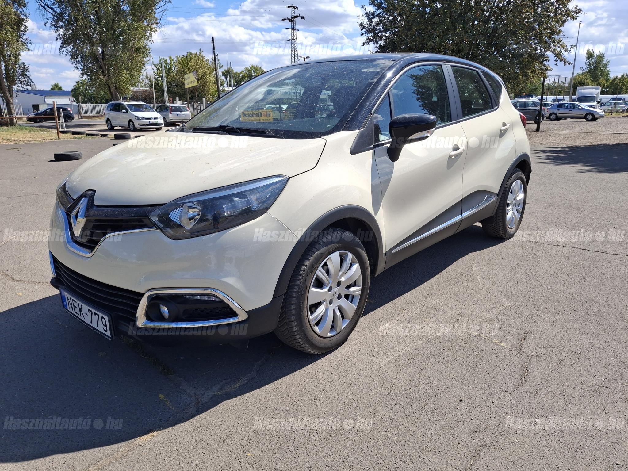 RENAULT CAPTUR 2015/6 - 1