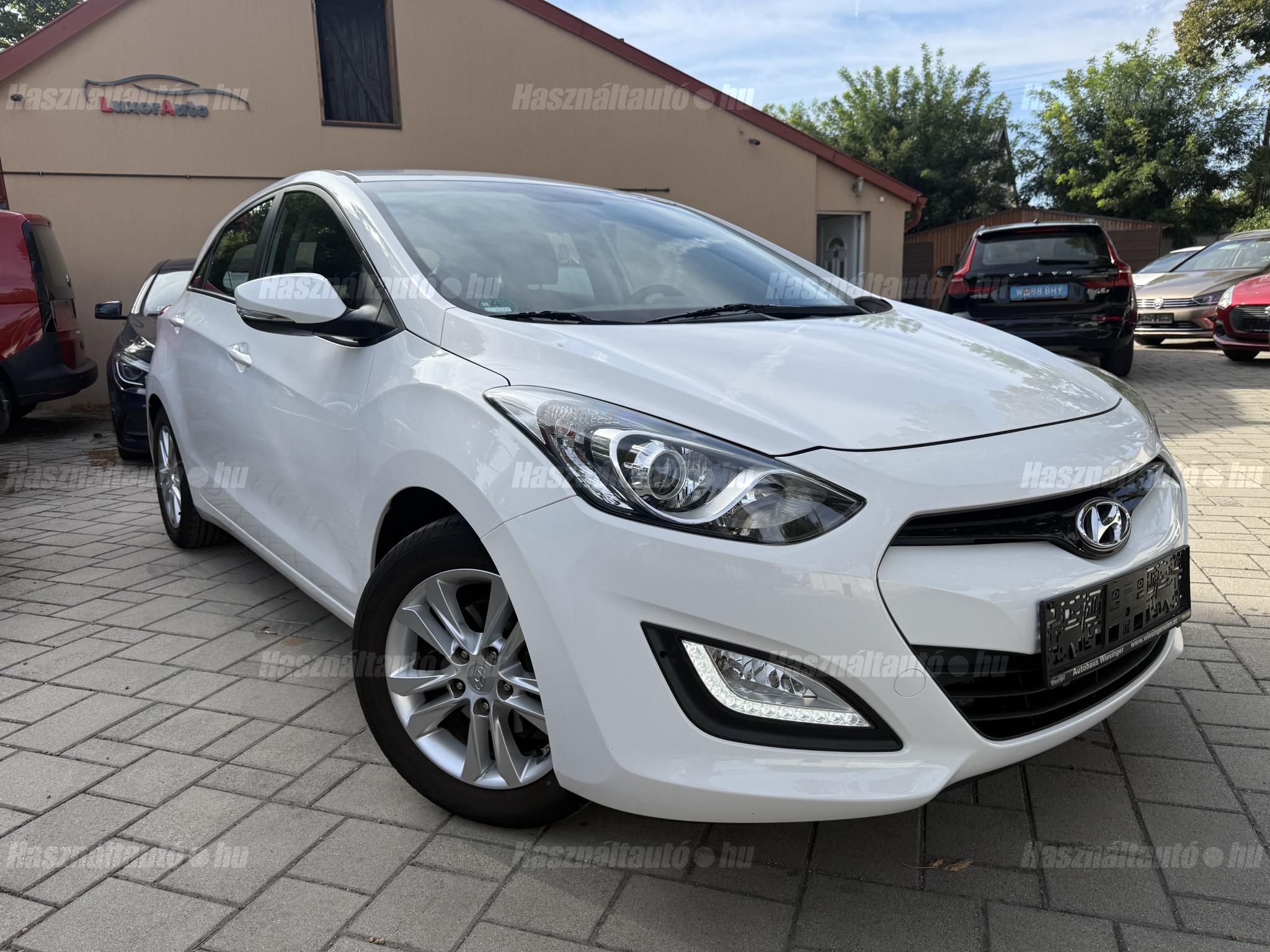 HYUNDAI I30 2014/6 - 1