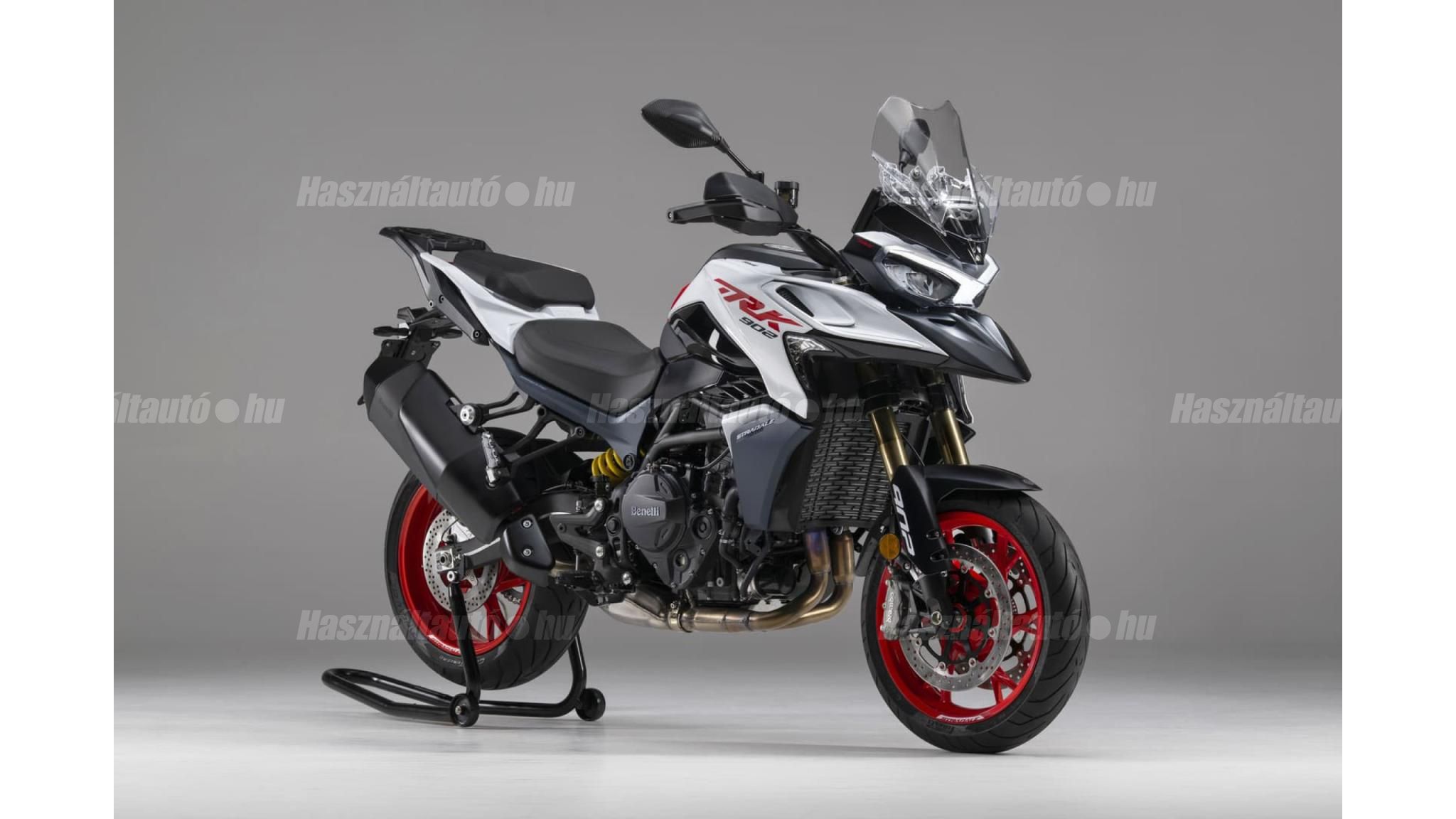 BENELLI TRK 2026 - 1