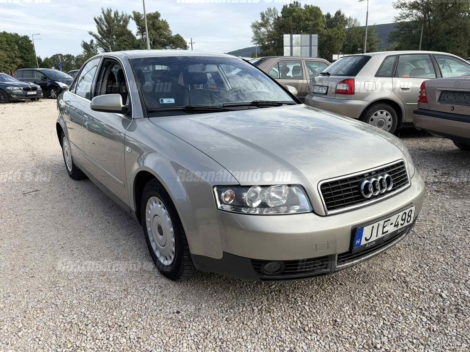 AUDI A4 2004/1 - 1