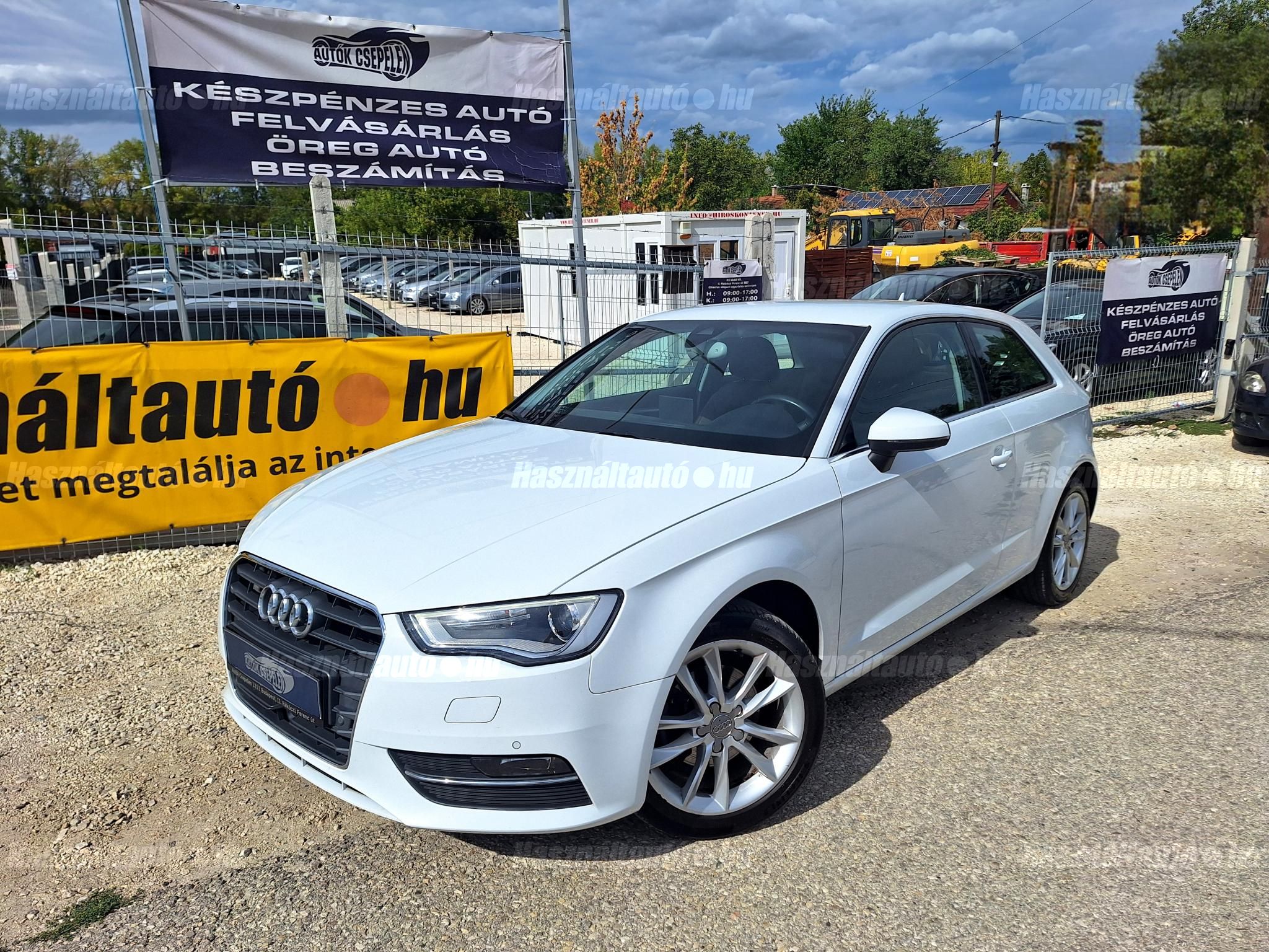 AUDI A3 2012/7 - 1