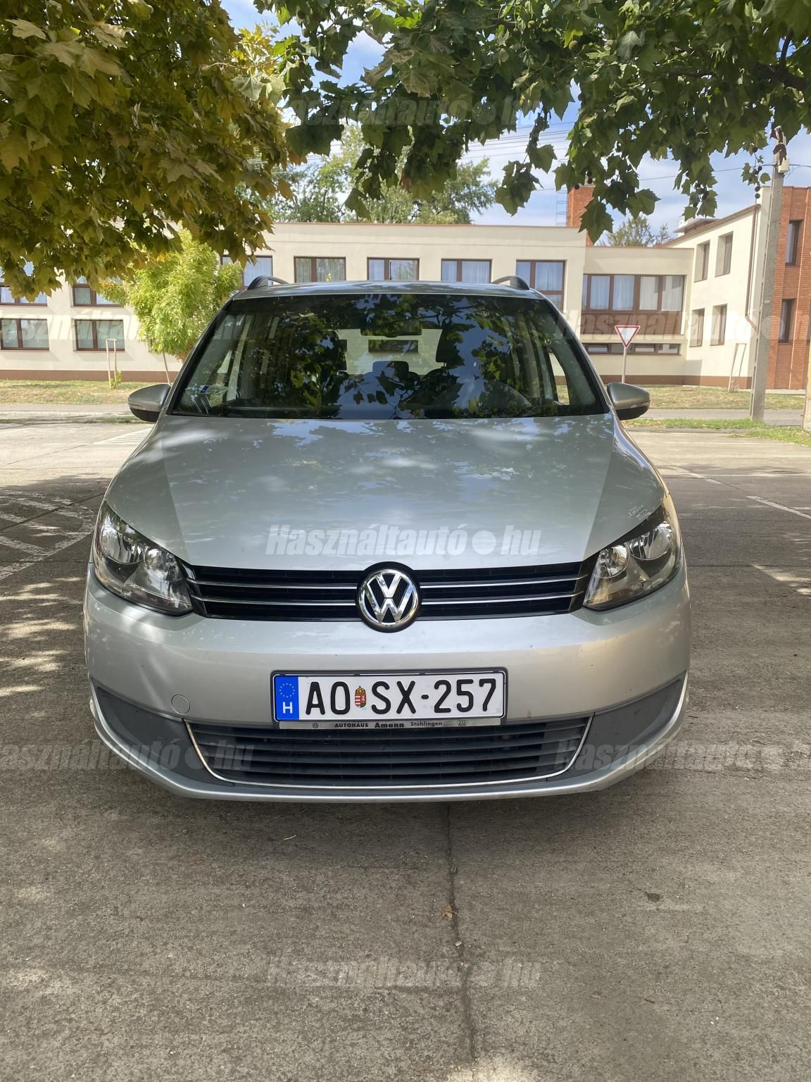 VOLKSWAGEN TOURAN 2011/8 - 1